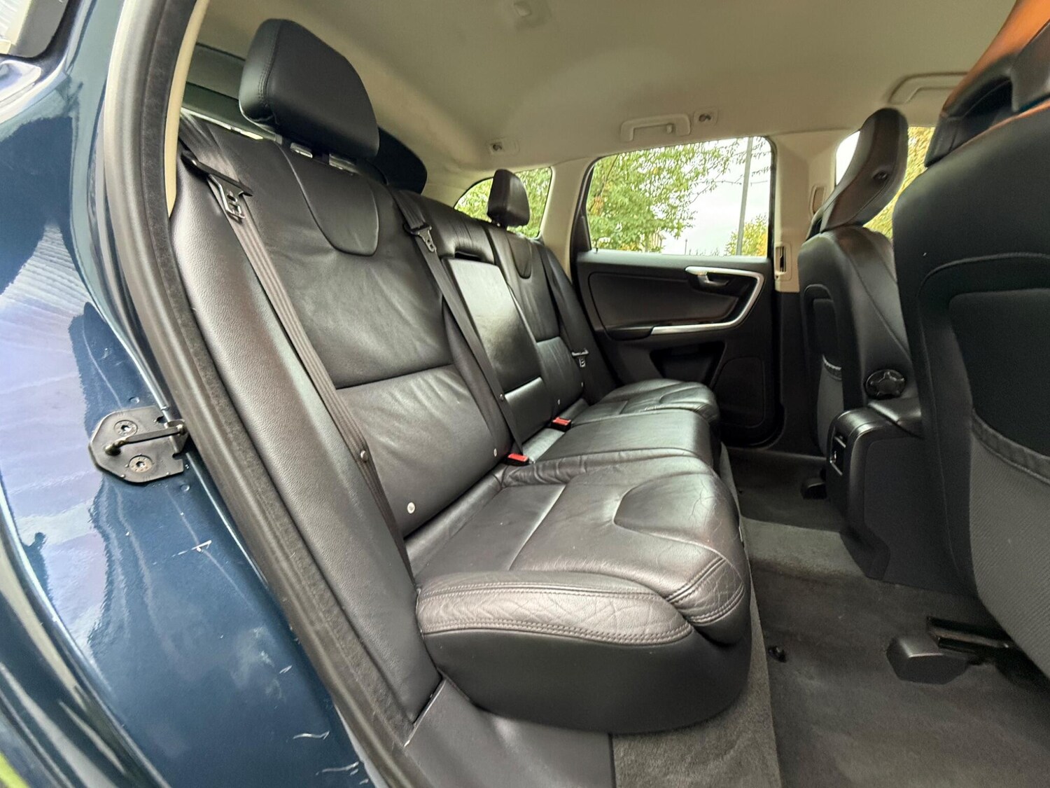 Used Volvo XC60 2012 for sale - 76270295: Photo 20