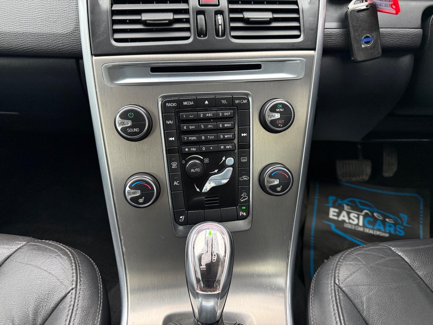 Used Volvo XC60 2012 for sale - 76270295: Photo 30