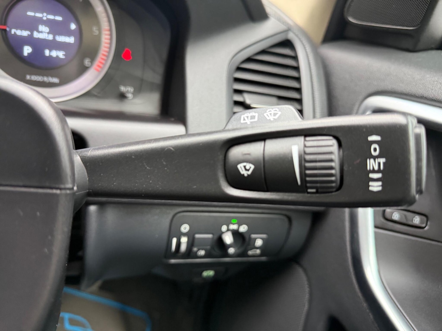 Used Volvo XC60 2012 for sale - 76270295: Photo 37