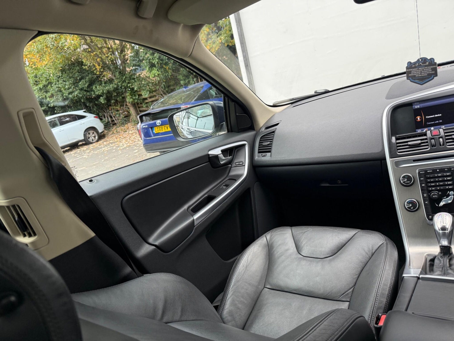 Used Volvo XC60 2012 for sale - 76270295: Photo 38