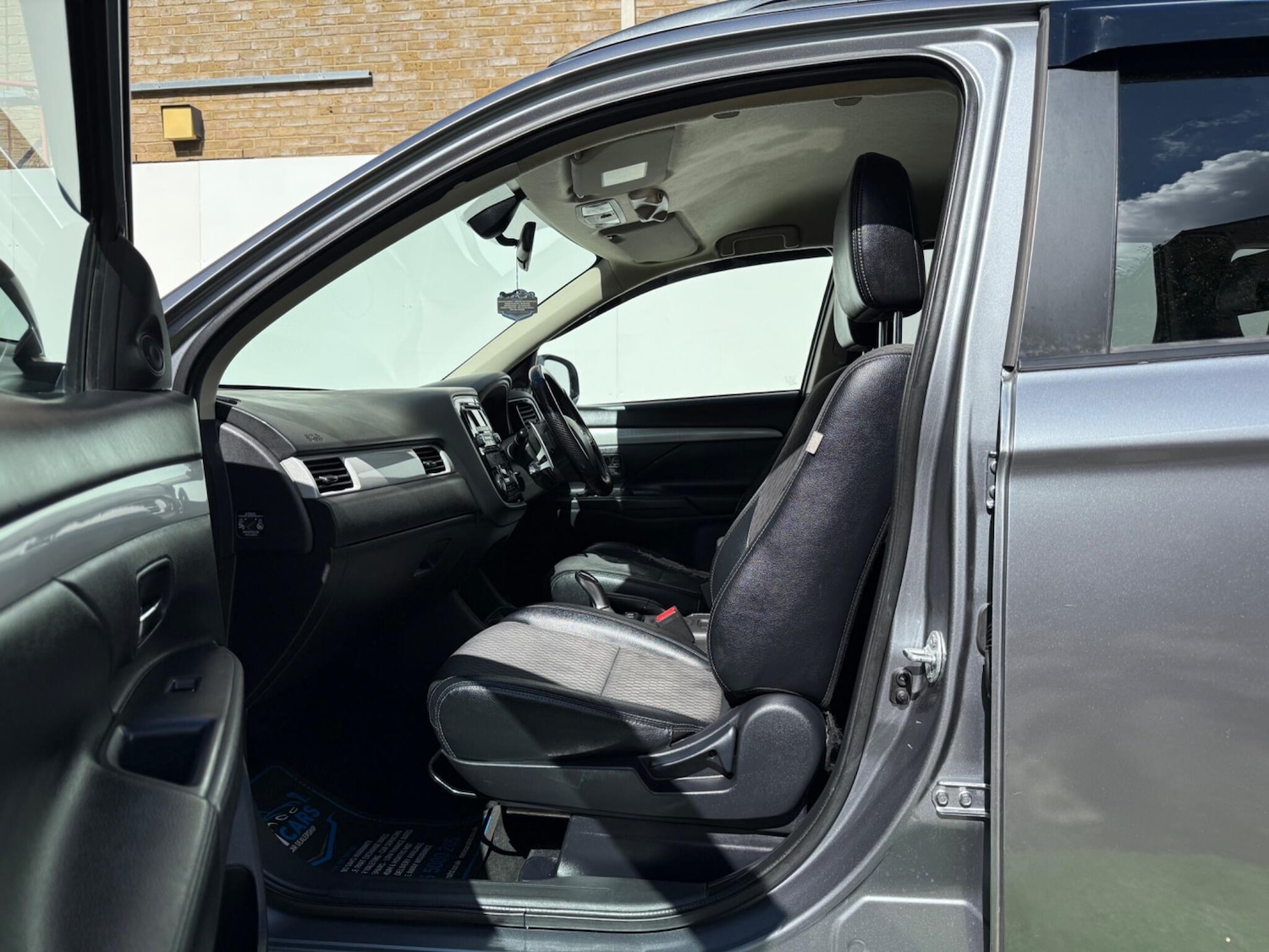 Vehicle 25
