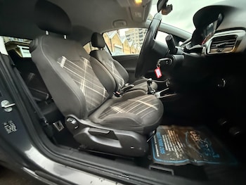 Used Vauxhall Corsa 2015 for sale - 76597451: Photo