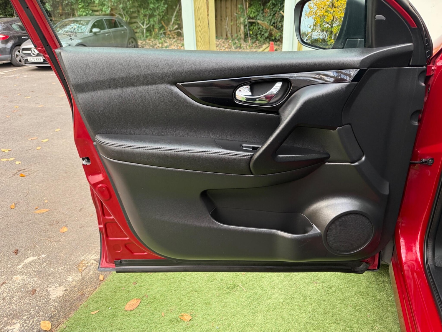 Used Nissan Qashqai 2014 for sale - 76512256: Photo 27