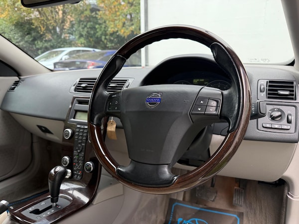 Used Volvo C70 2007 for sale - 75102760: Photo 2