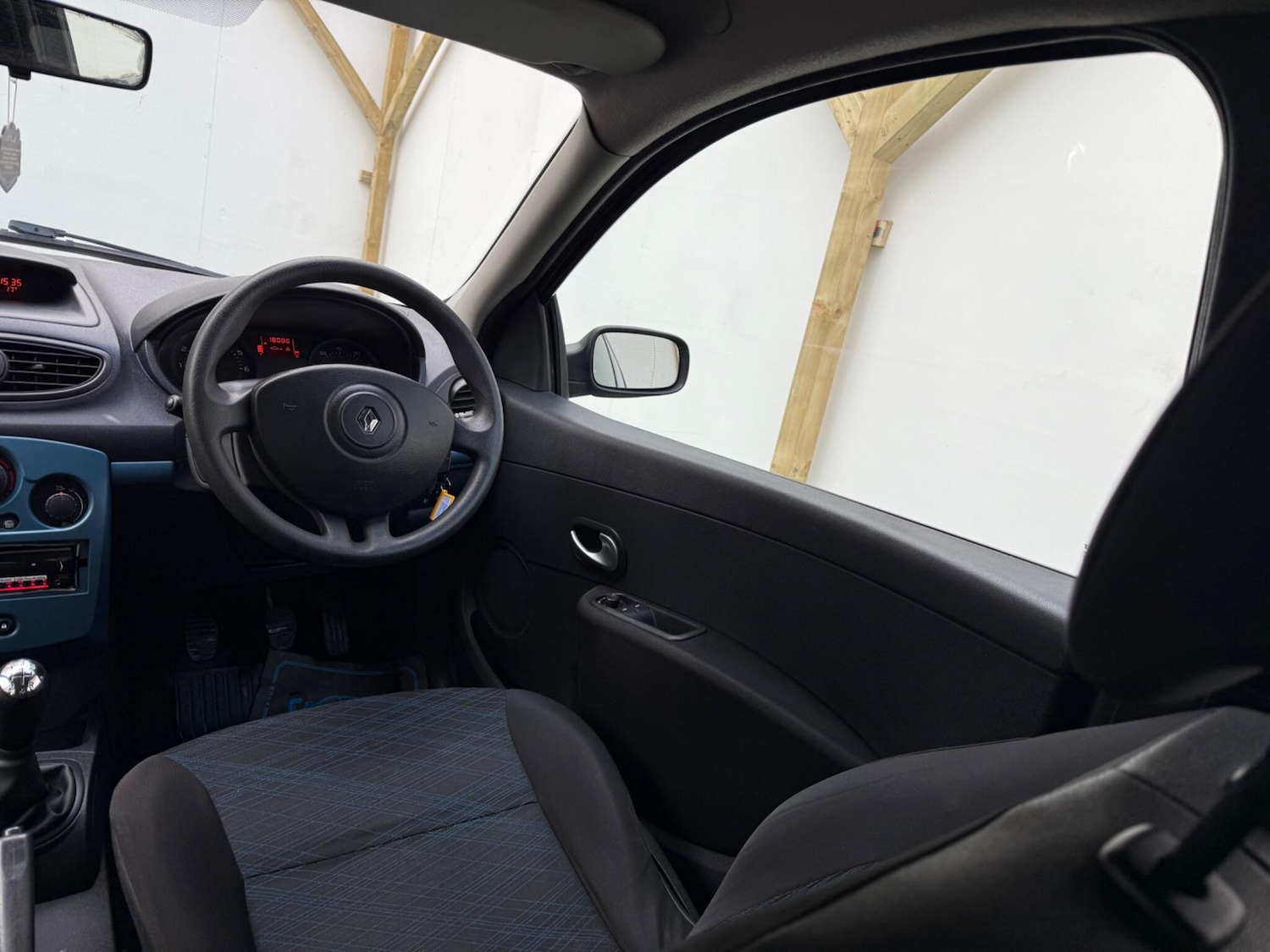 Used Renault Clio 2008 for sale - 76513414: Photo 34