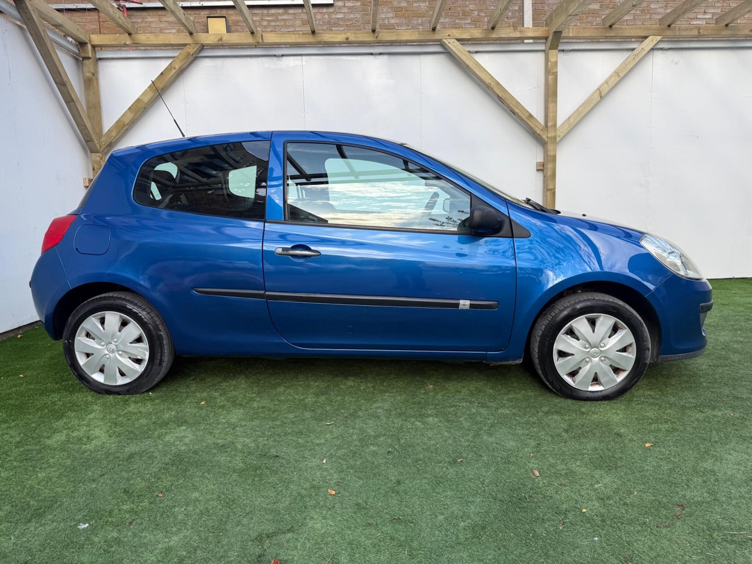 Used Renault Clio 2008 for sale - 76513414: Photo 5