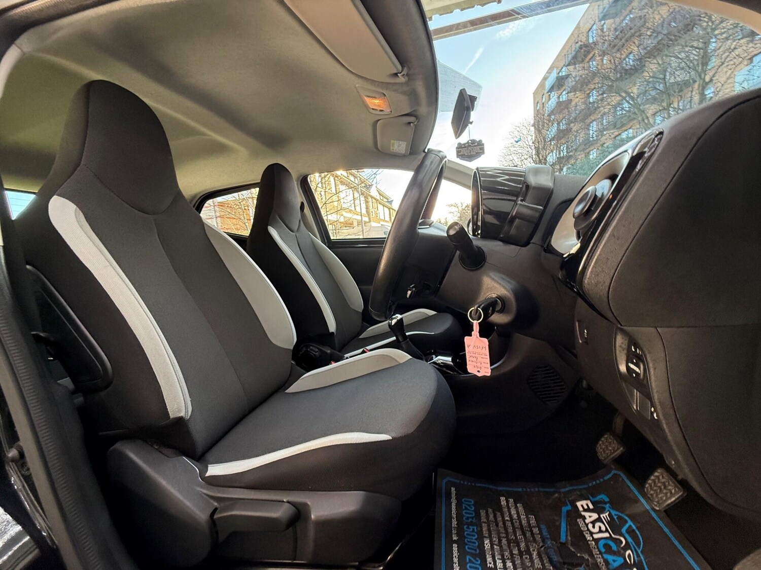 Used Toyota AYGO 2015 for sale - 77202603: Photo 16