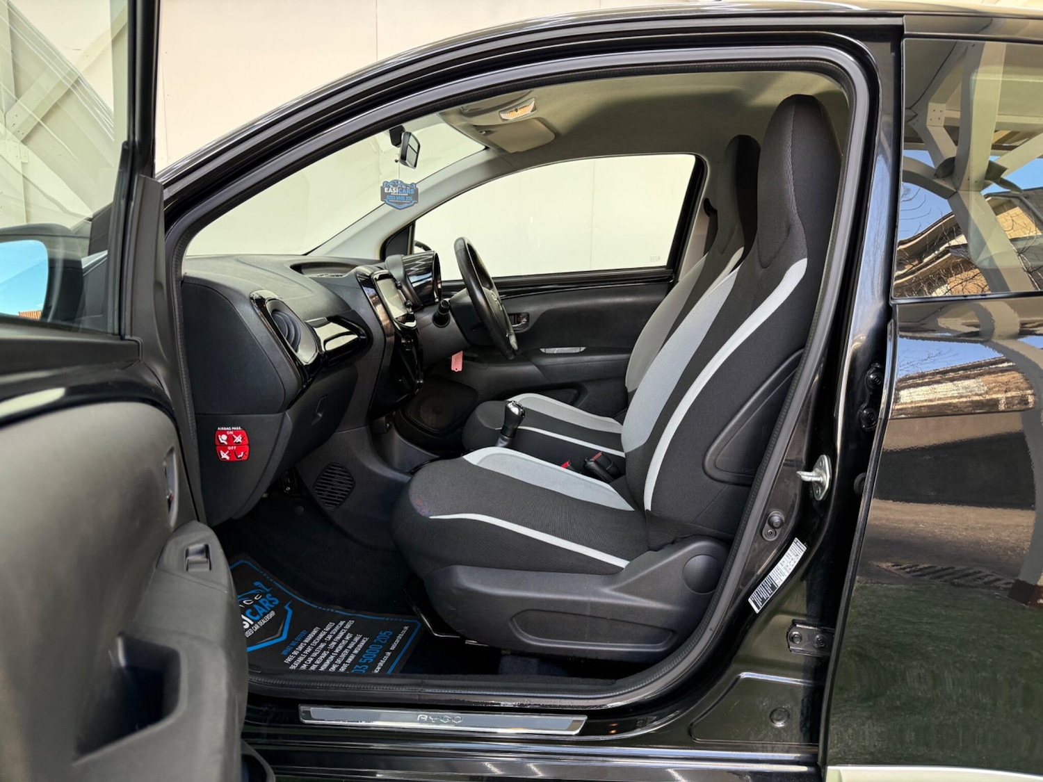 Used Toyota AYGO 2015 for sale - 77202603: Photo 25