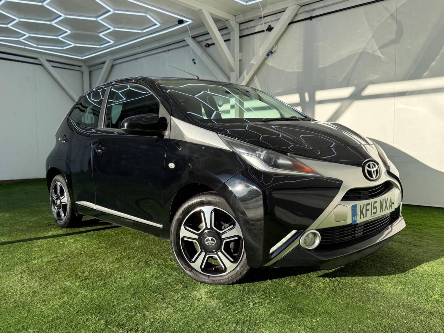Used Toyota AYGO 2015 for sale - 77202603: Photo 4