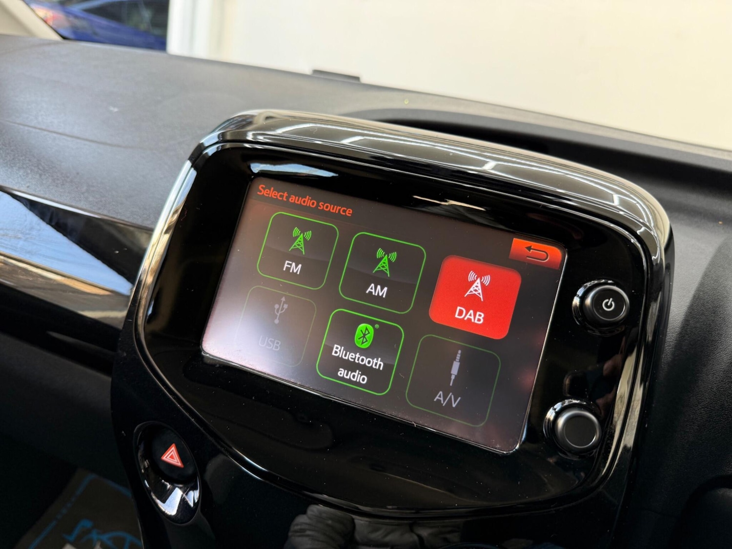 Used Toyota AYGO 2015 for sale - 77202603: Photo 48