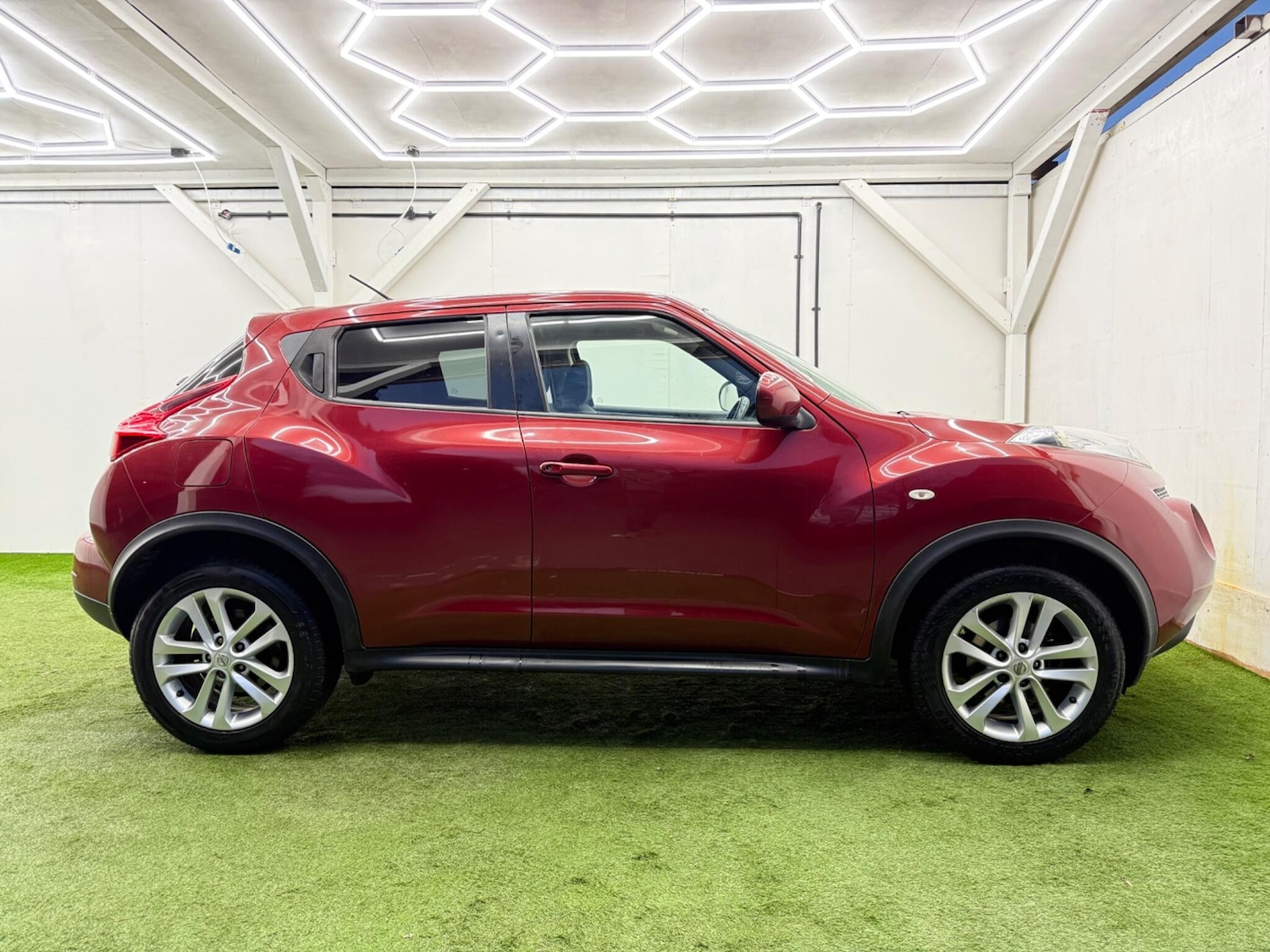 Used Nissan Juke 2013 for sale - 77575078: Photo 2