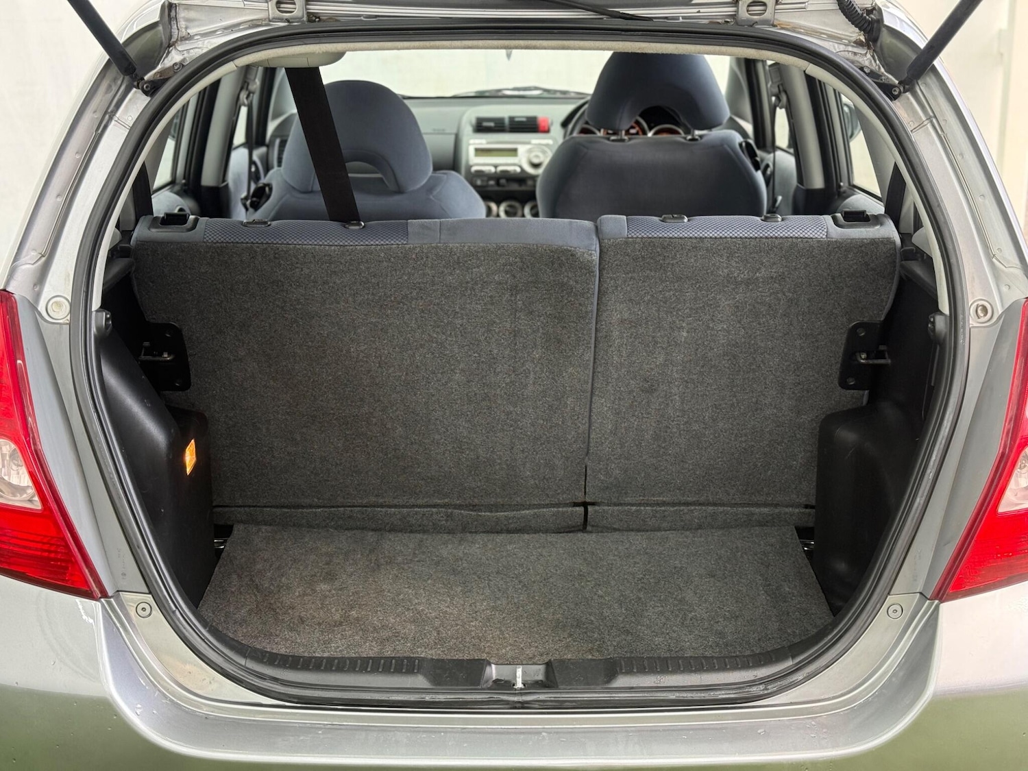 Used Honda Jazz 2007 for sale - 77573888: Photo 8