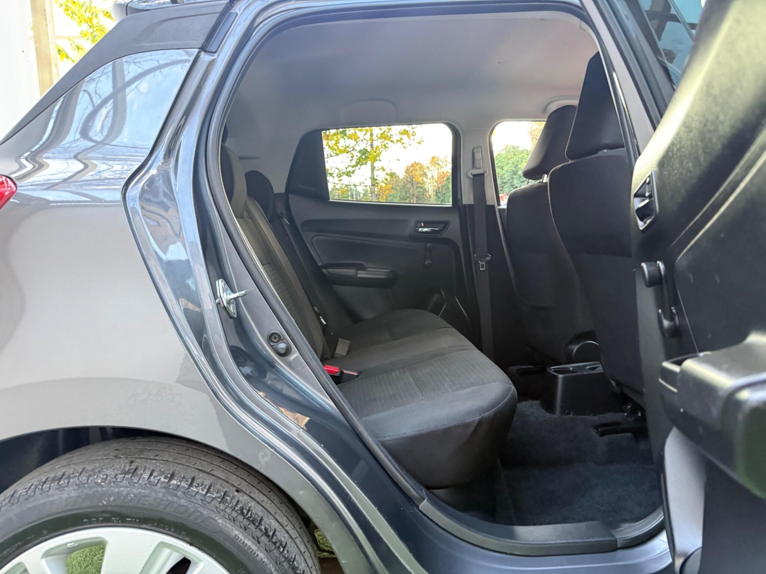 Used Suzuki Swift 2017 for sale - 76484870: Photo 18