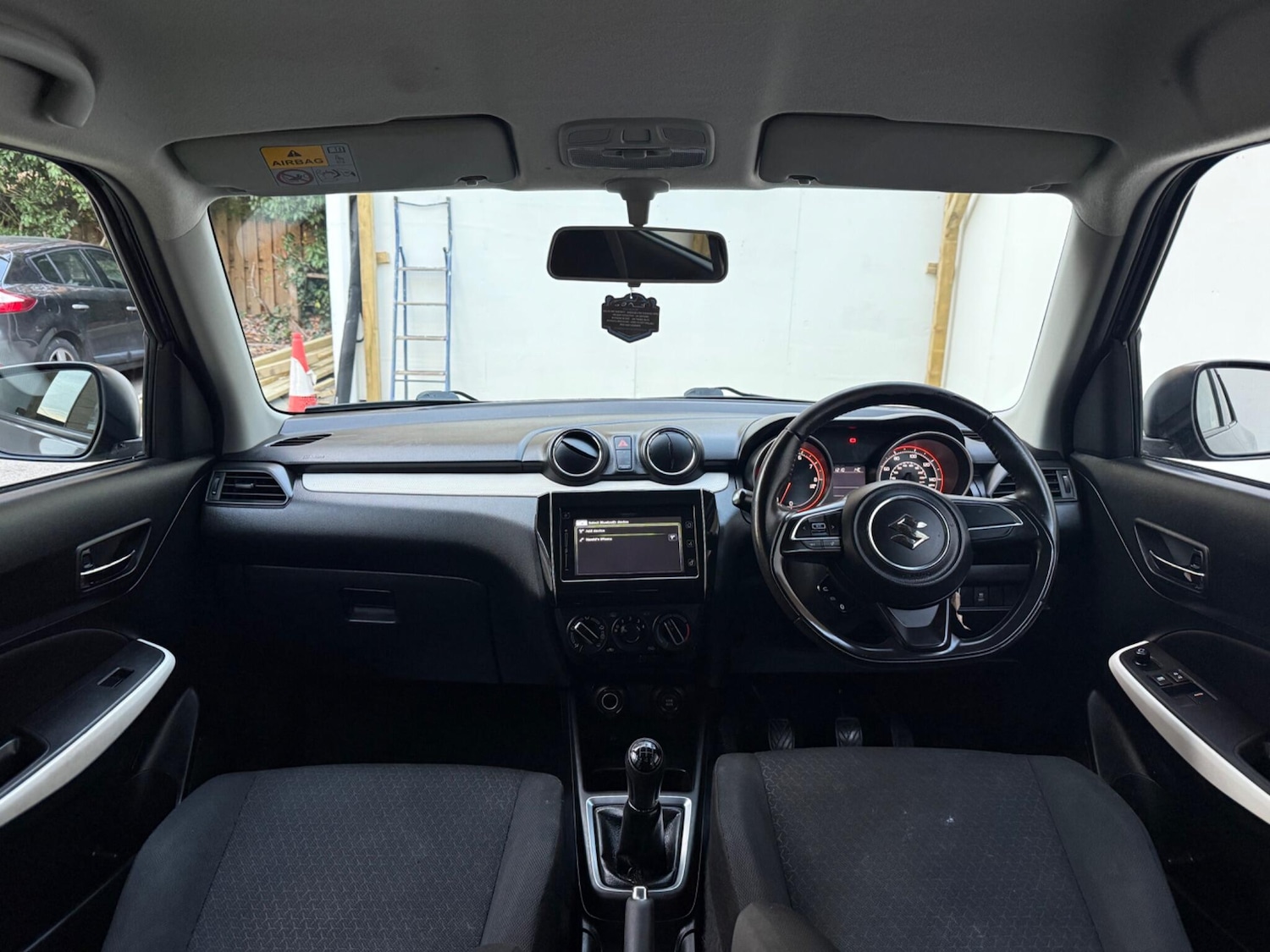 Used Suzuki Swift 2017 for sale - 76484870: Photo 28