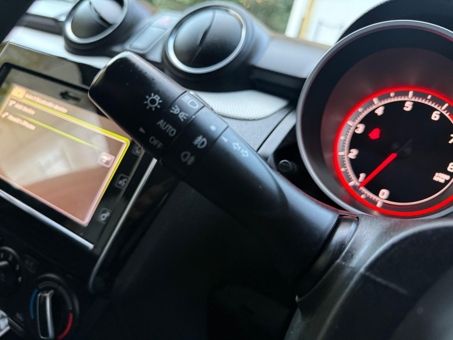 Used Suzuki Swift 2017 for sale - 76484870: Photo 35