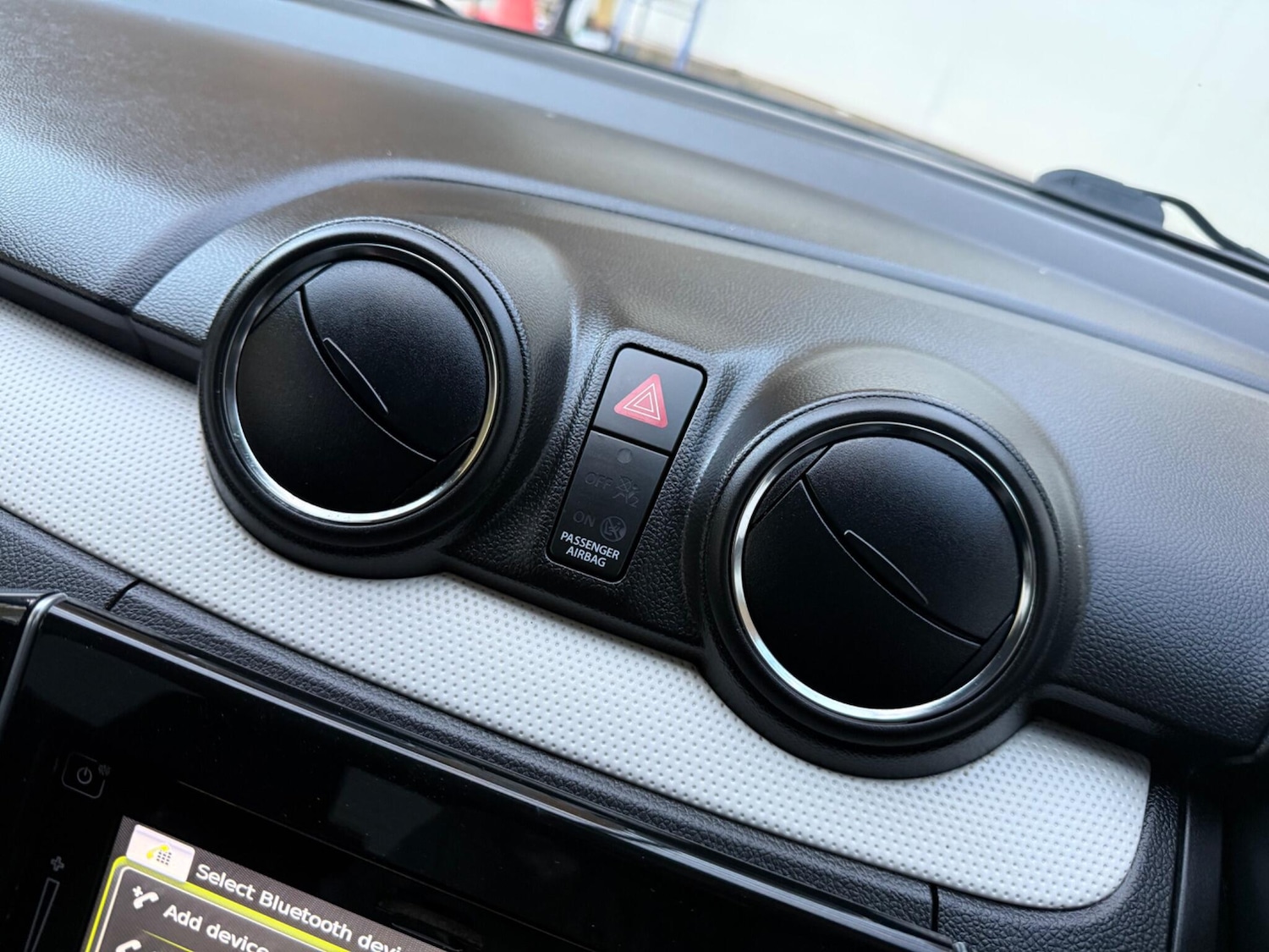 Used Suzuki Swift 2017 for sale - 76484870: Photo 42