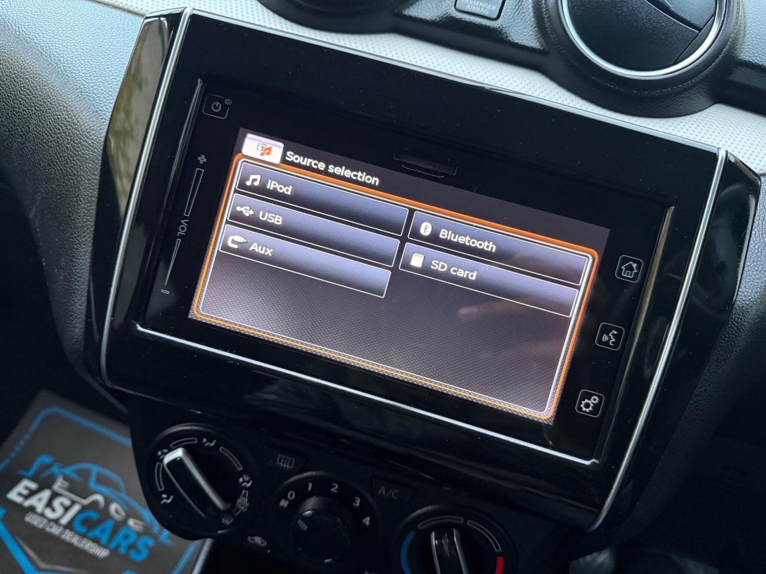 Used Suzuki Swift 2017 for sale - 76484870: Photo 46