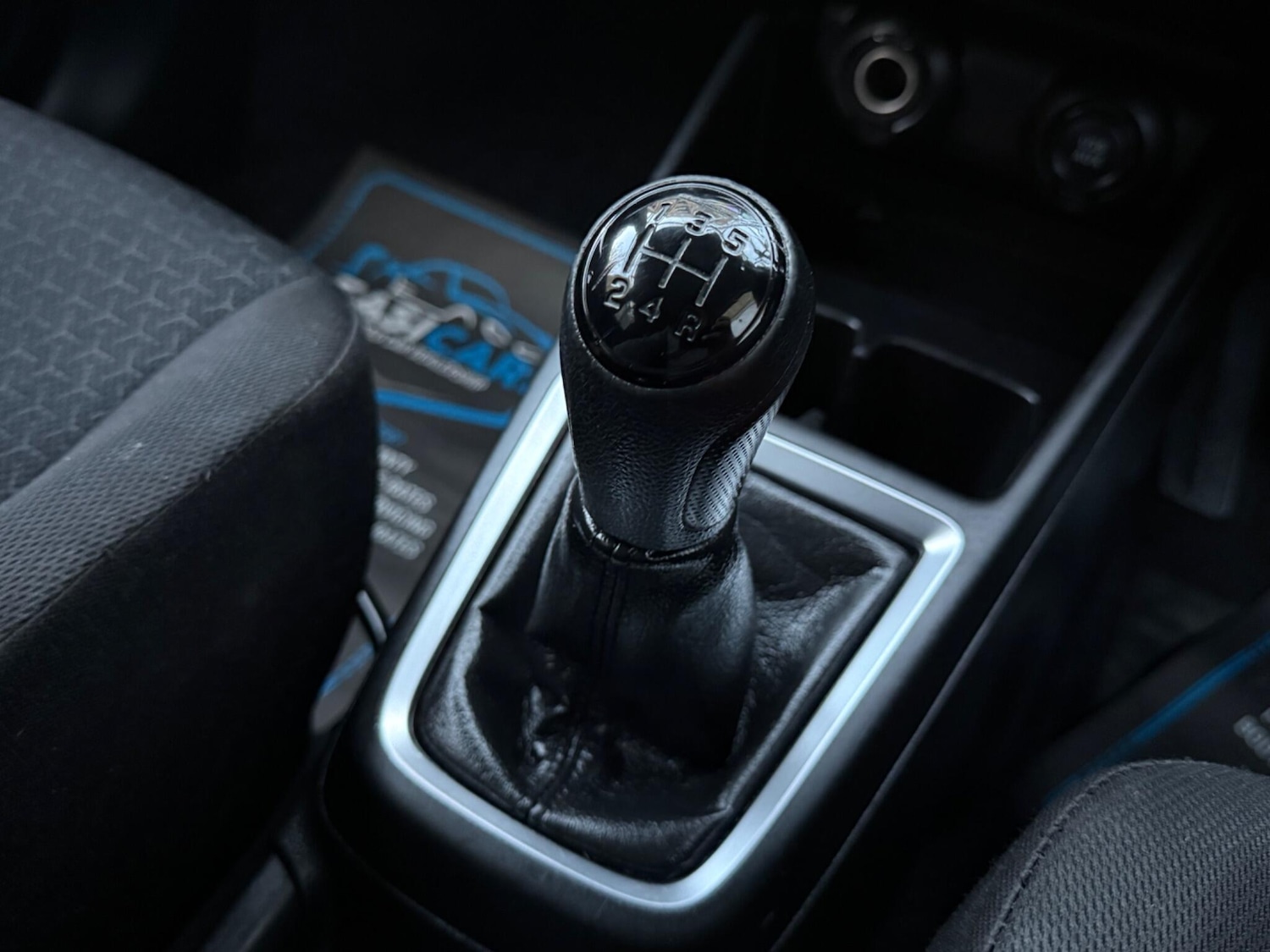 Used Suzuki Swift 2017 for sale - 76484870: Photo 54