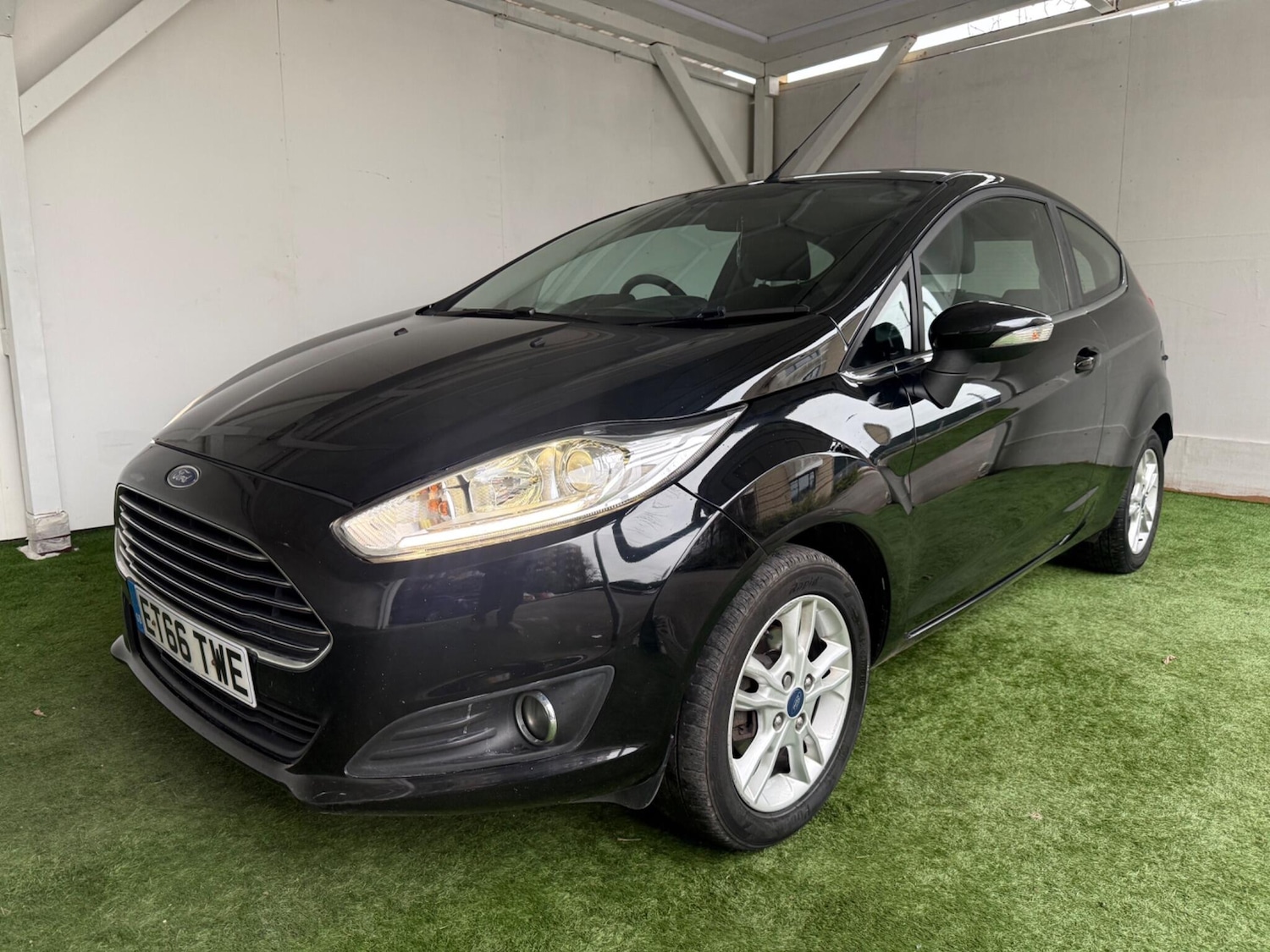 Used Ford Fiesta 2017 for sale - 77039907: Photo 11