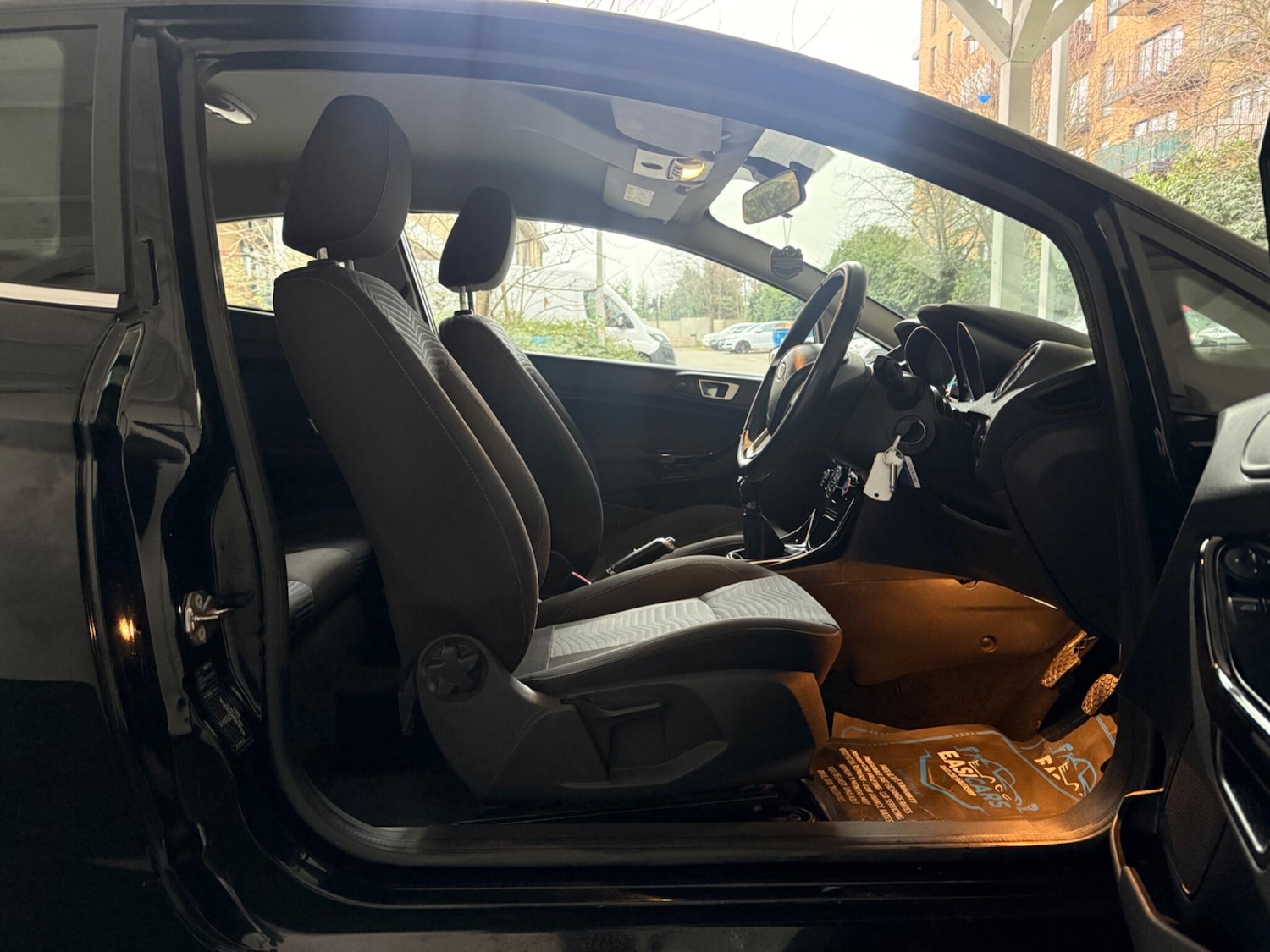 Used Ford Fiesta 2017 for sale - 77039907: Photo 14