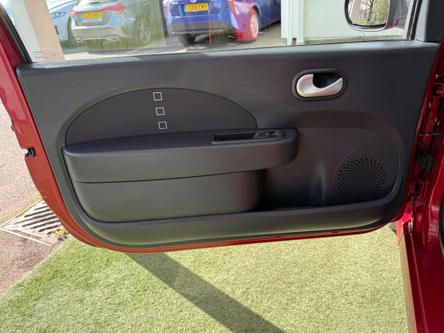 Used Renault Twingo 2011 for sale - 77926212: Photo 23