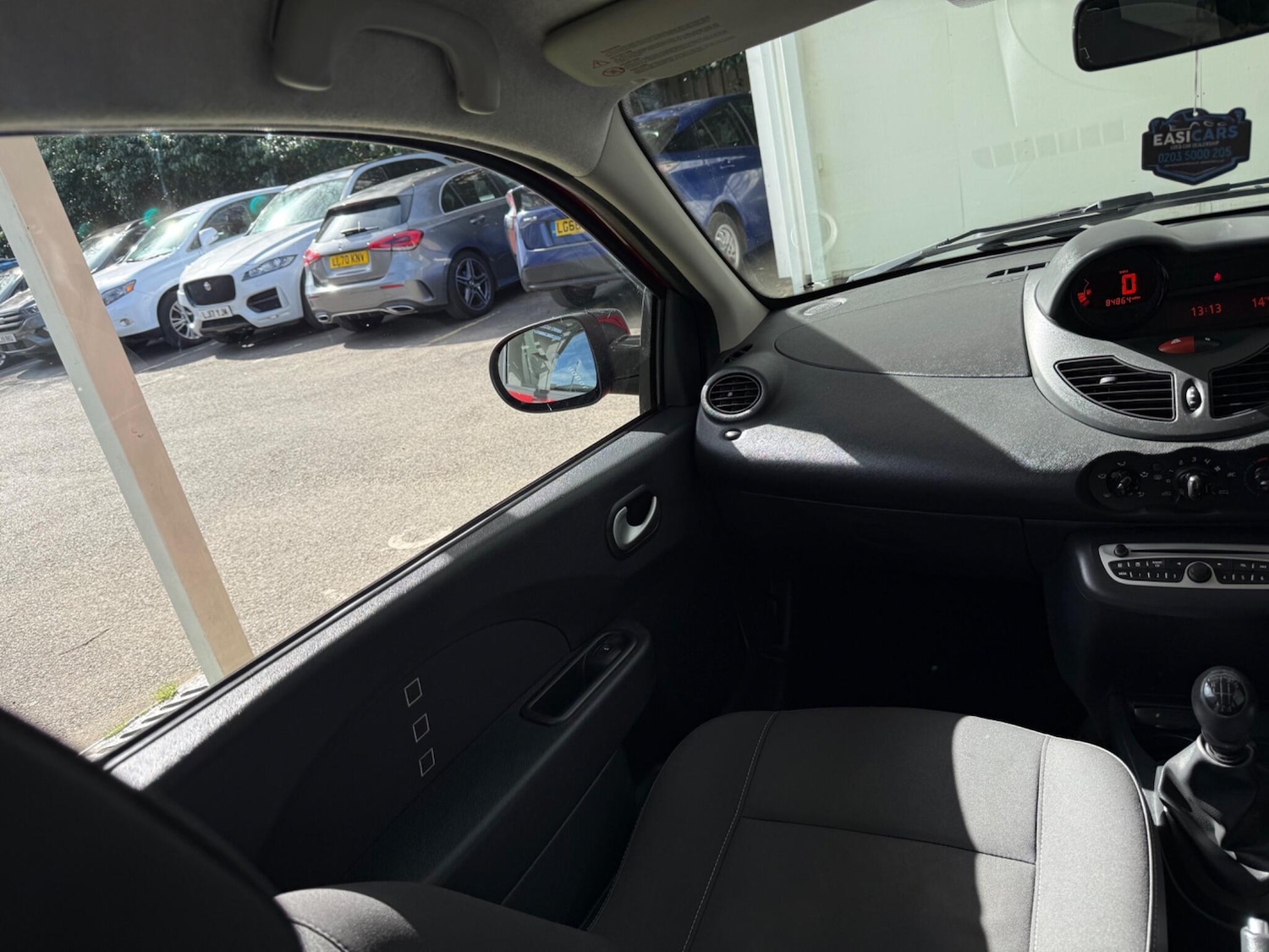 Used Renault Twingo 2011 for sale - 77926212: Photo 33