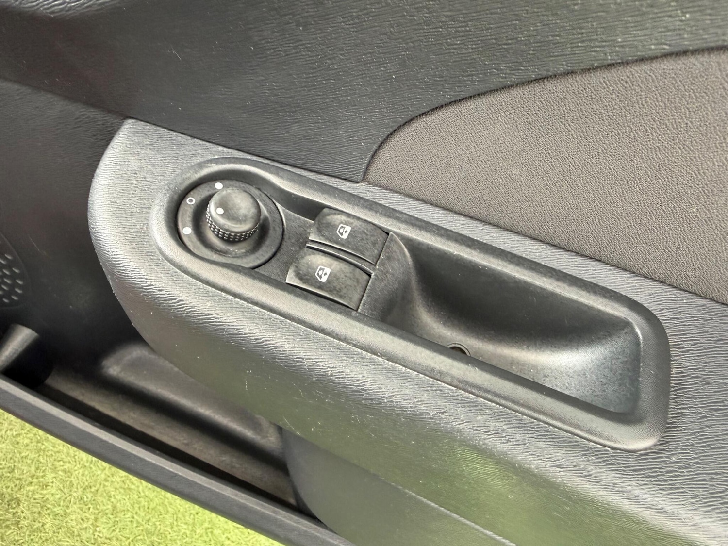 Used Renault Twingo 2011 for sale - 77926212: Photo 35