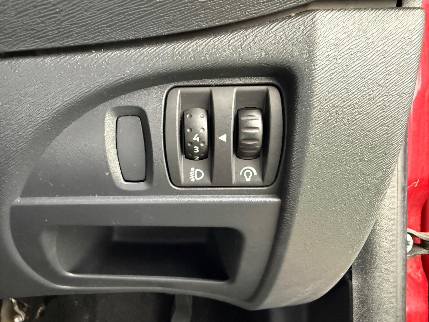 Used Renault Twingo 2011 for sale - 77926212: Photo 37