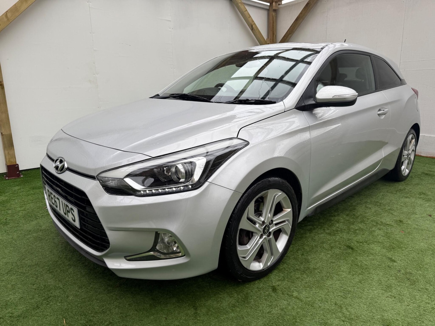 Used Hyundai i20 2017 for sale - 76549769: Photo 11