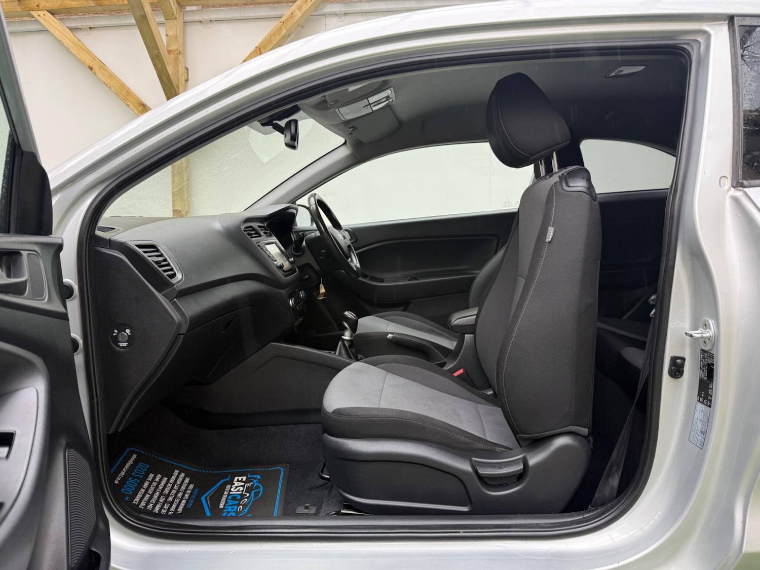 Used Hyundai i20 2017 for sale - 76549769: Photo 19