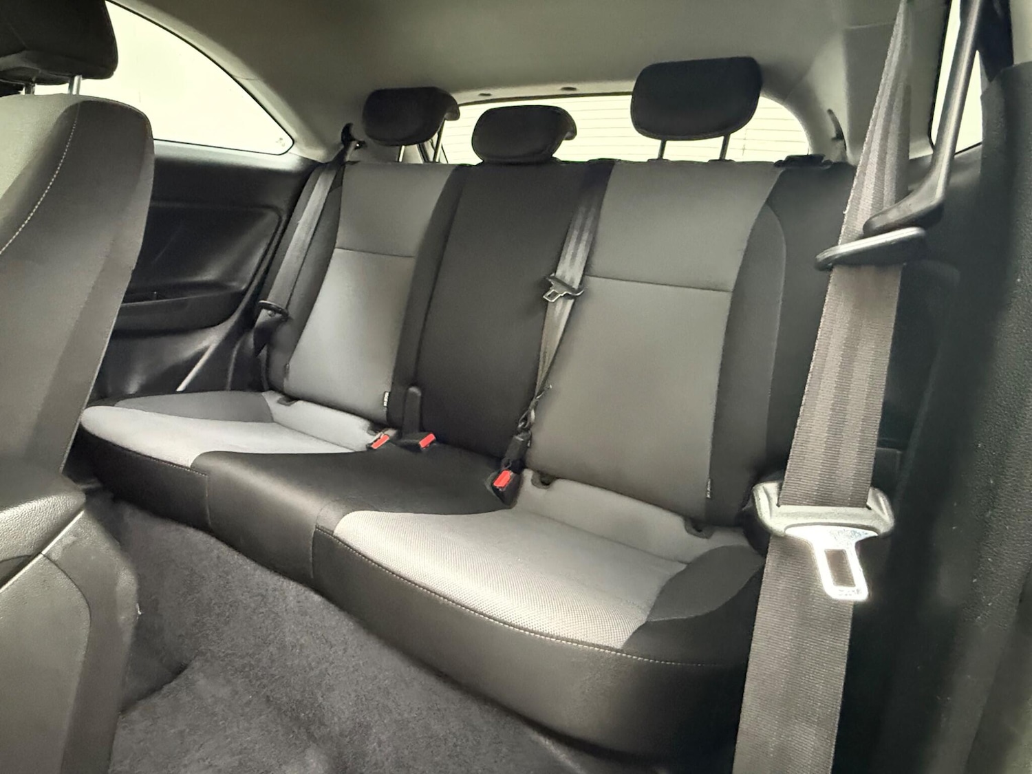 Used Hyundai i20 2017 for sale - 76549769: Photo 22