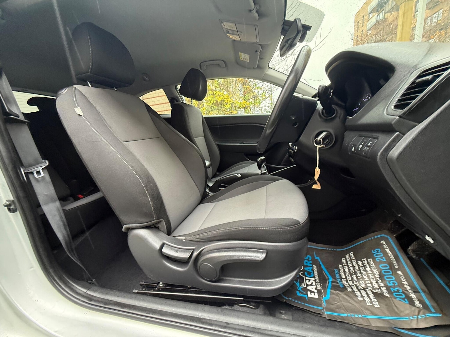 Used Hyundai i20 2017 for sale - 76549769: Photo 3