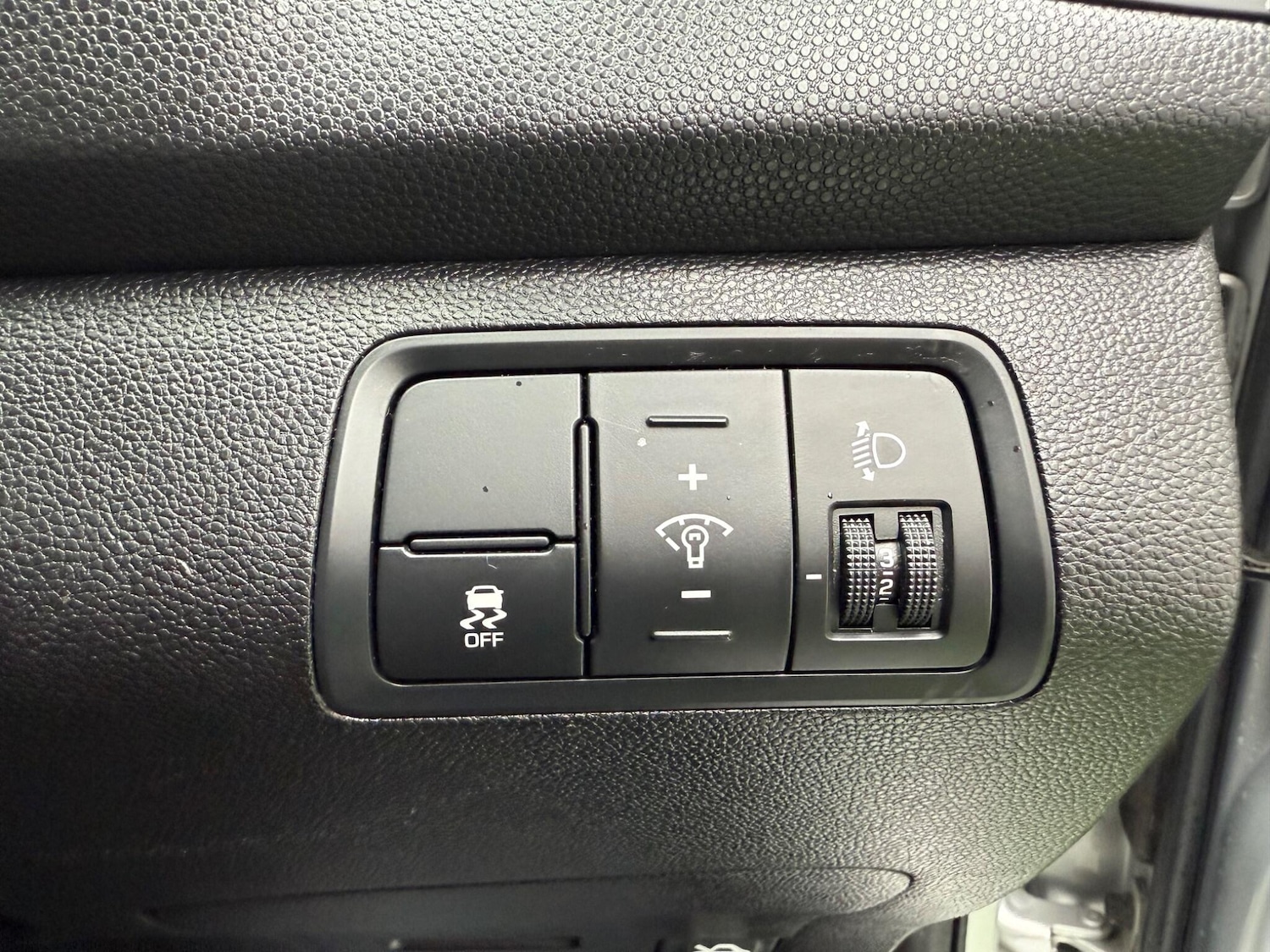 Used Hyundai i20 2017 for sale - 76549769: Photo 38