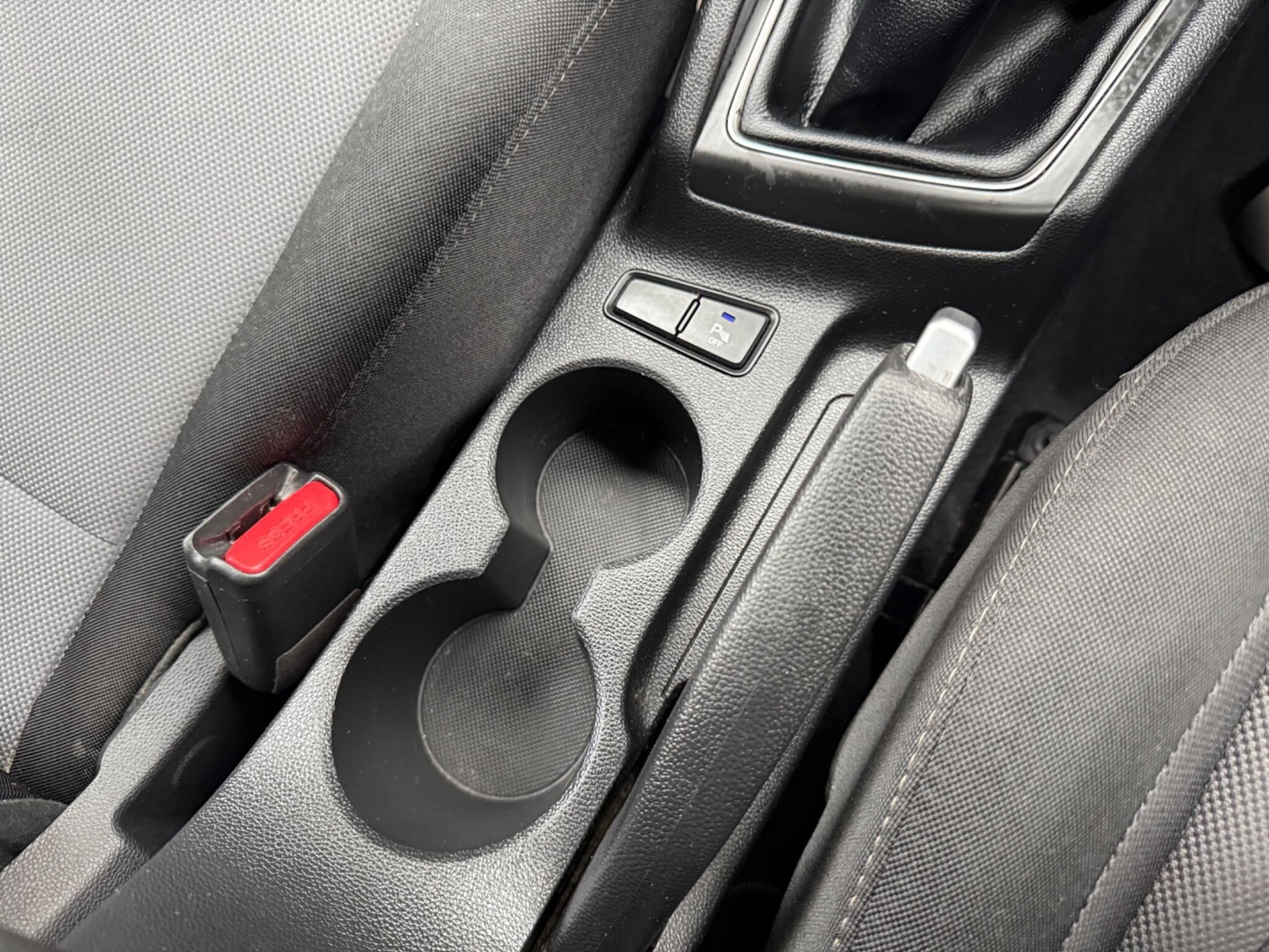 Used Hyundai i20 2017 for sale - 76549769: Photo 50