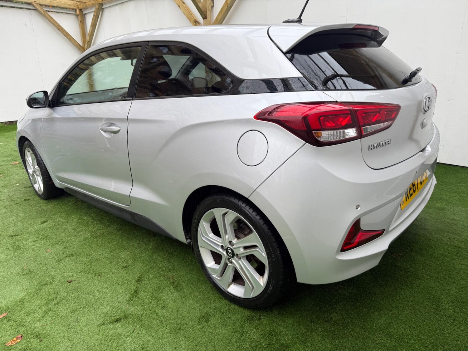 Used Hyundai i20 2017 for sale - 76549769: Photo 9