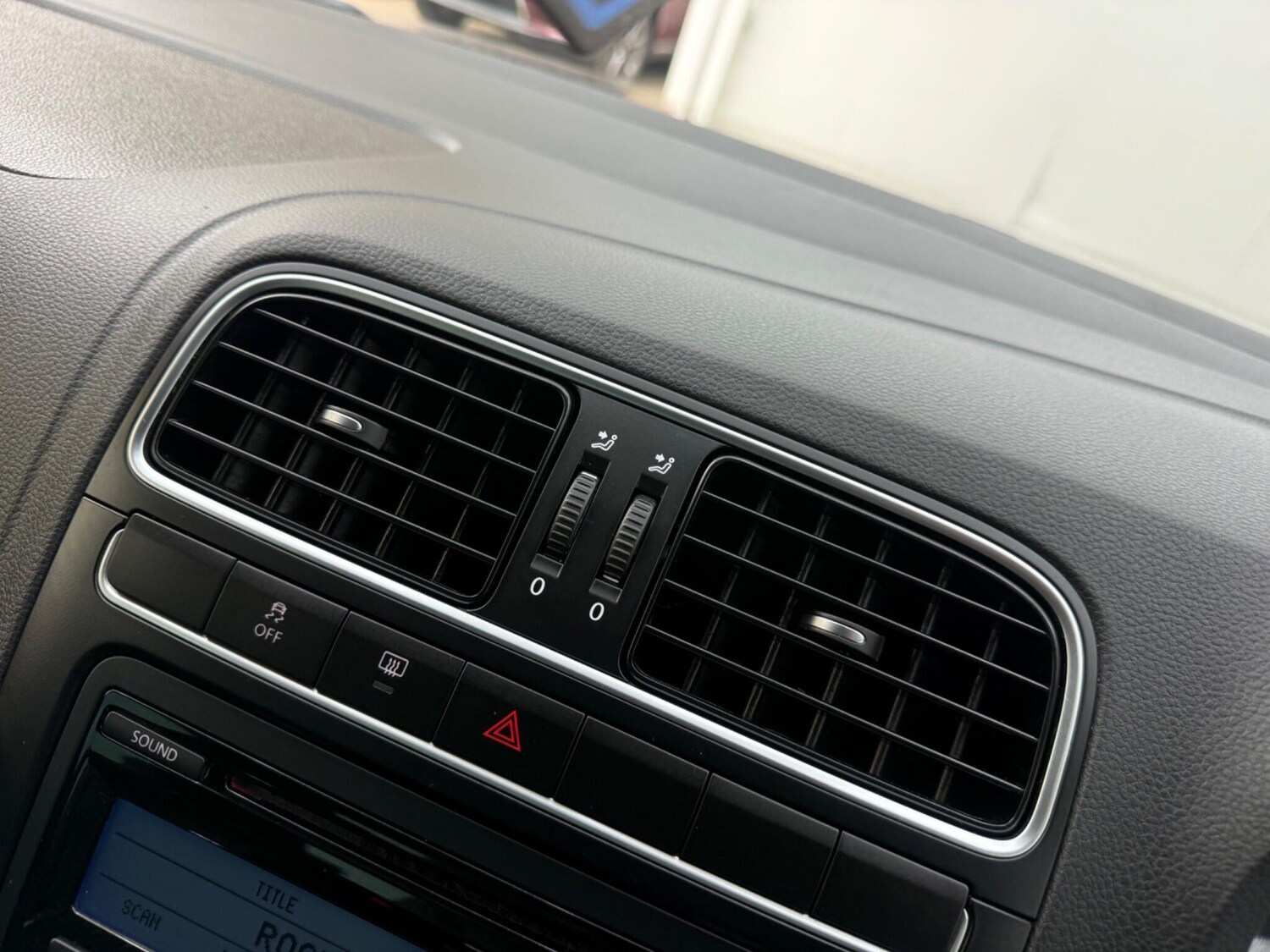 Used Volkswagen Polo for sale - 78127502: Photo 42