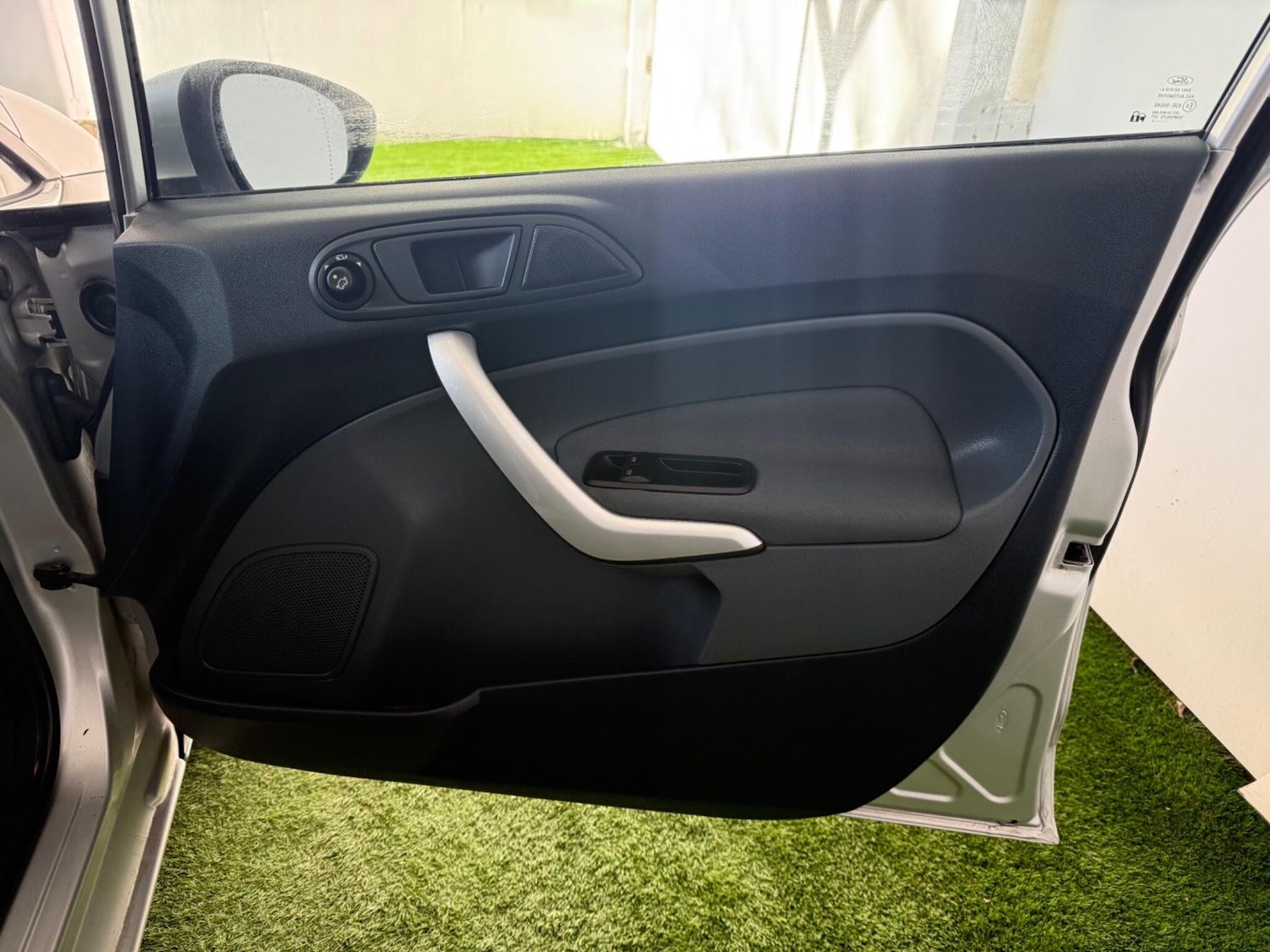 Used Ford Fiesta 2011 for sale - 76926460: Photo 17