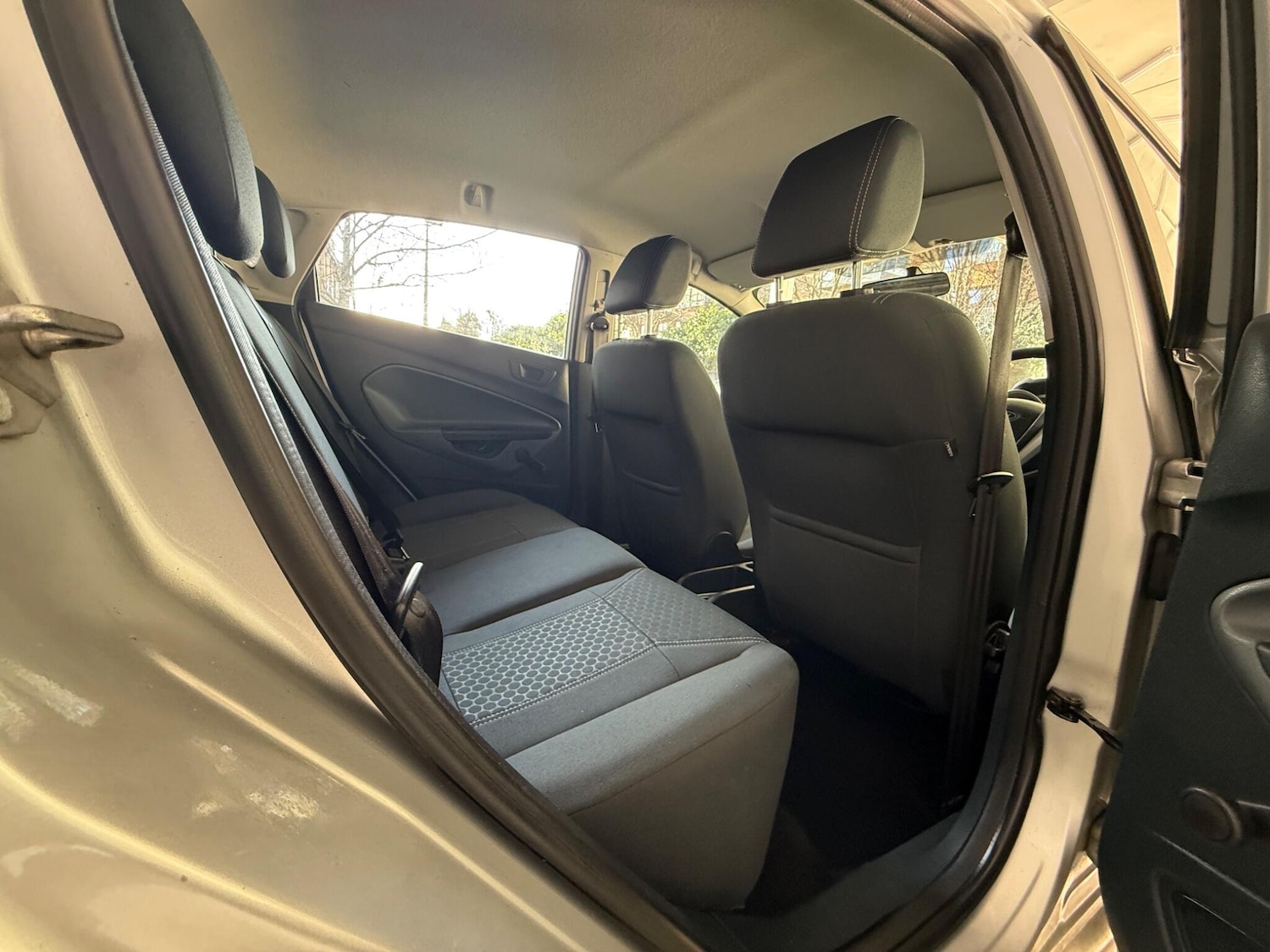 Used Ford Fiesta 2011 for sale - 76926460: Photo 19