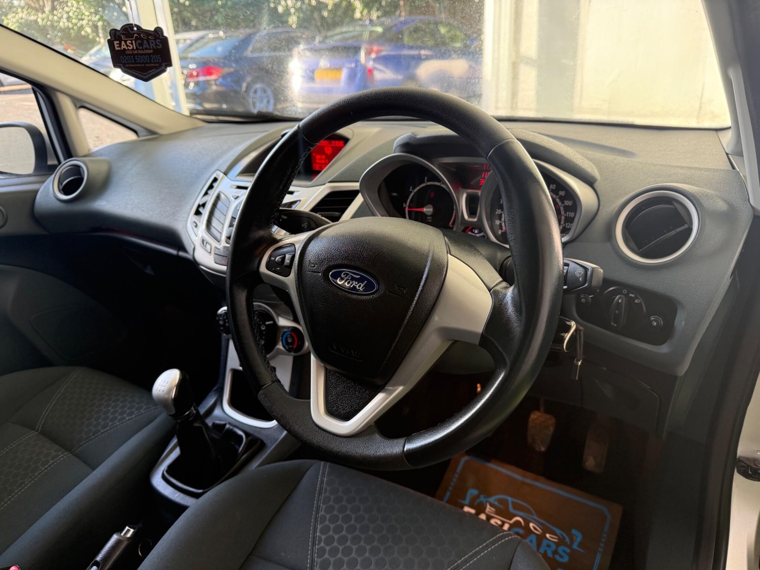 Used Ford Fiesta 2011 for sale - 76926460: Photo 2