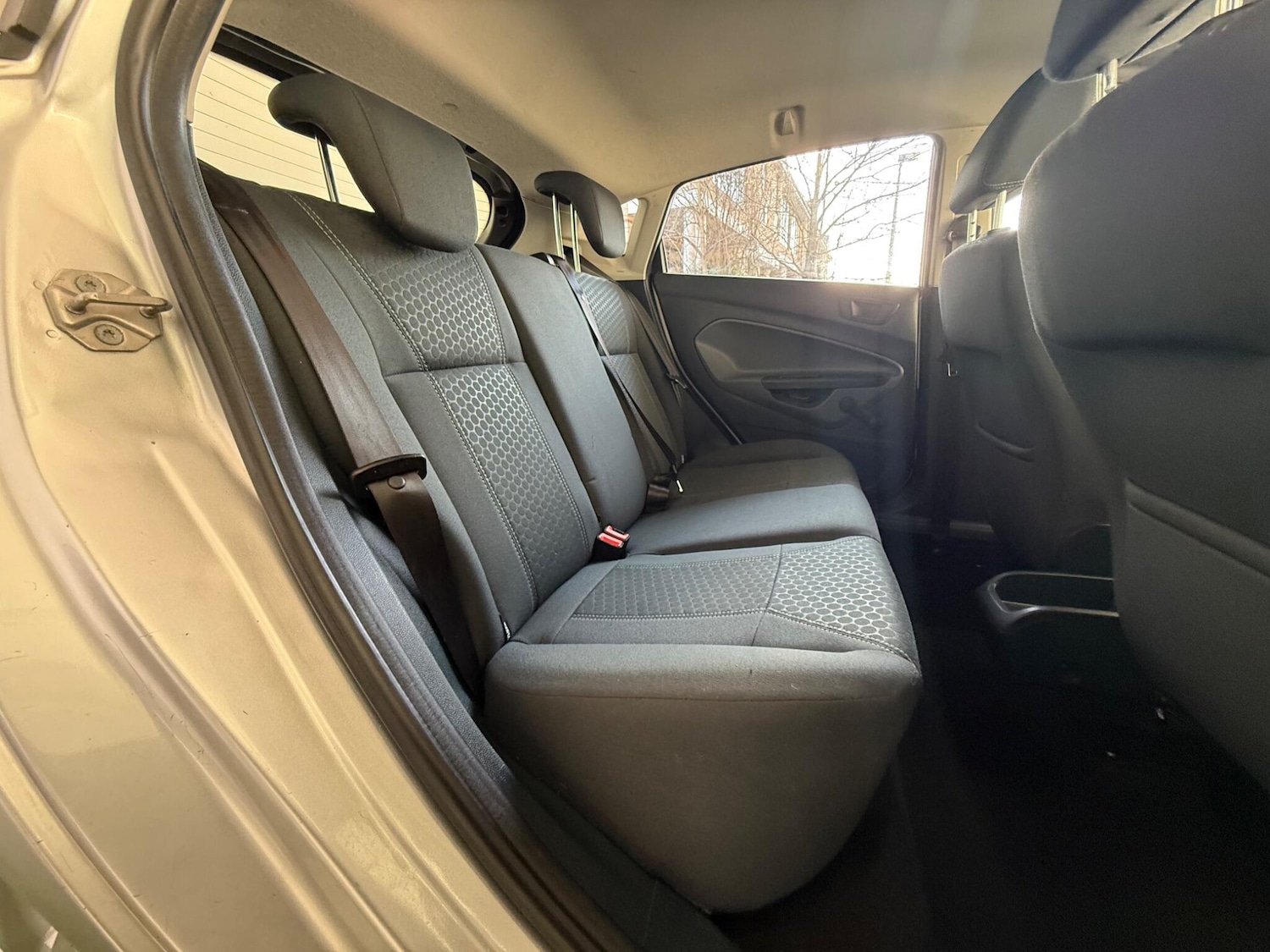 Used Ford Fiesta 2011 for sale - 76926460: Photo 20