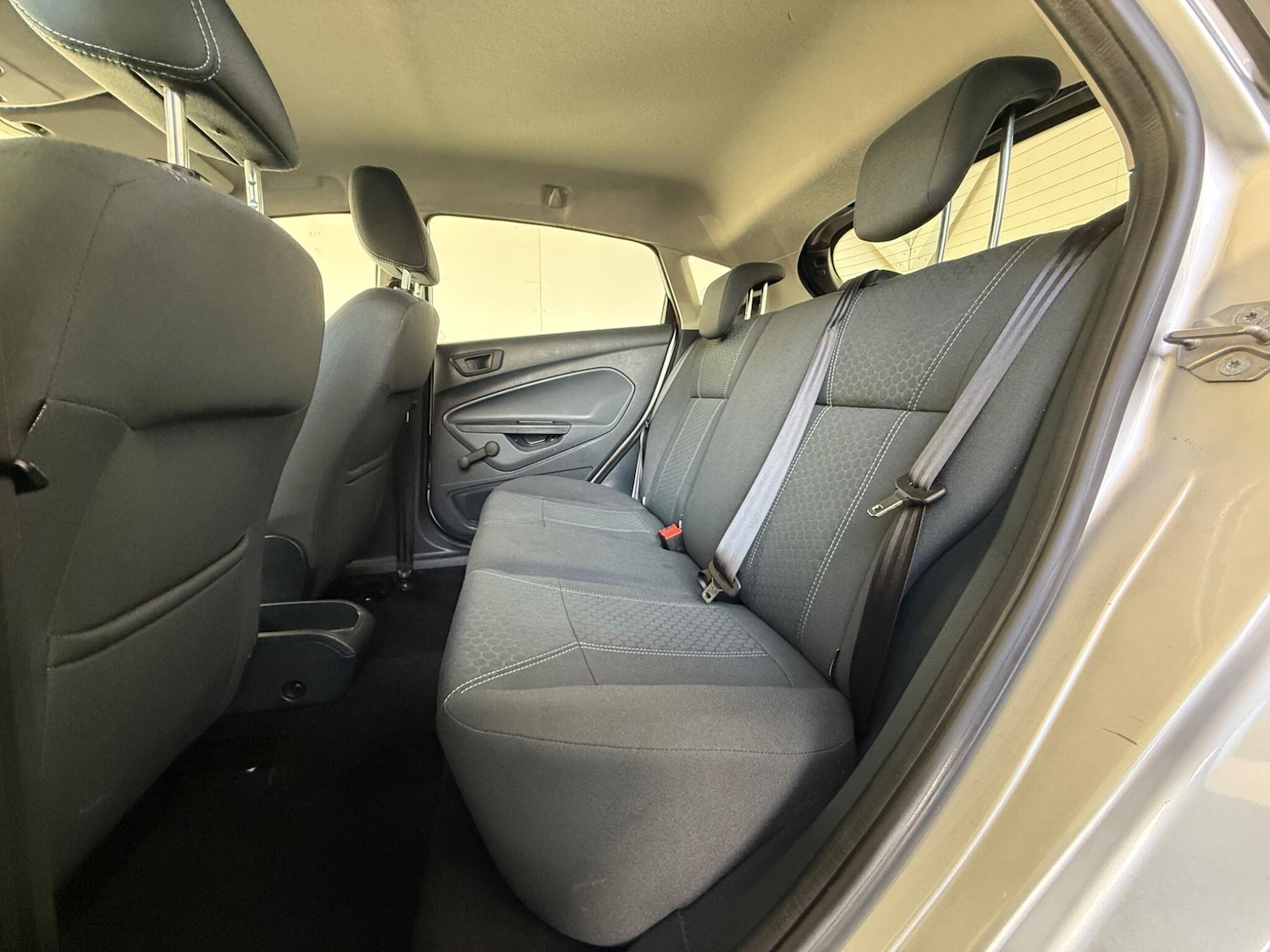 Used Ford Fiesta 2011 for sale - 76926460: Photo 24