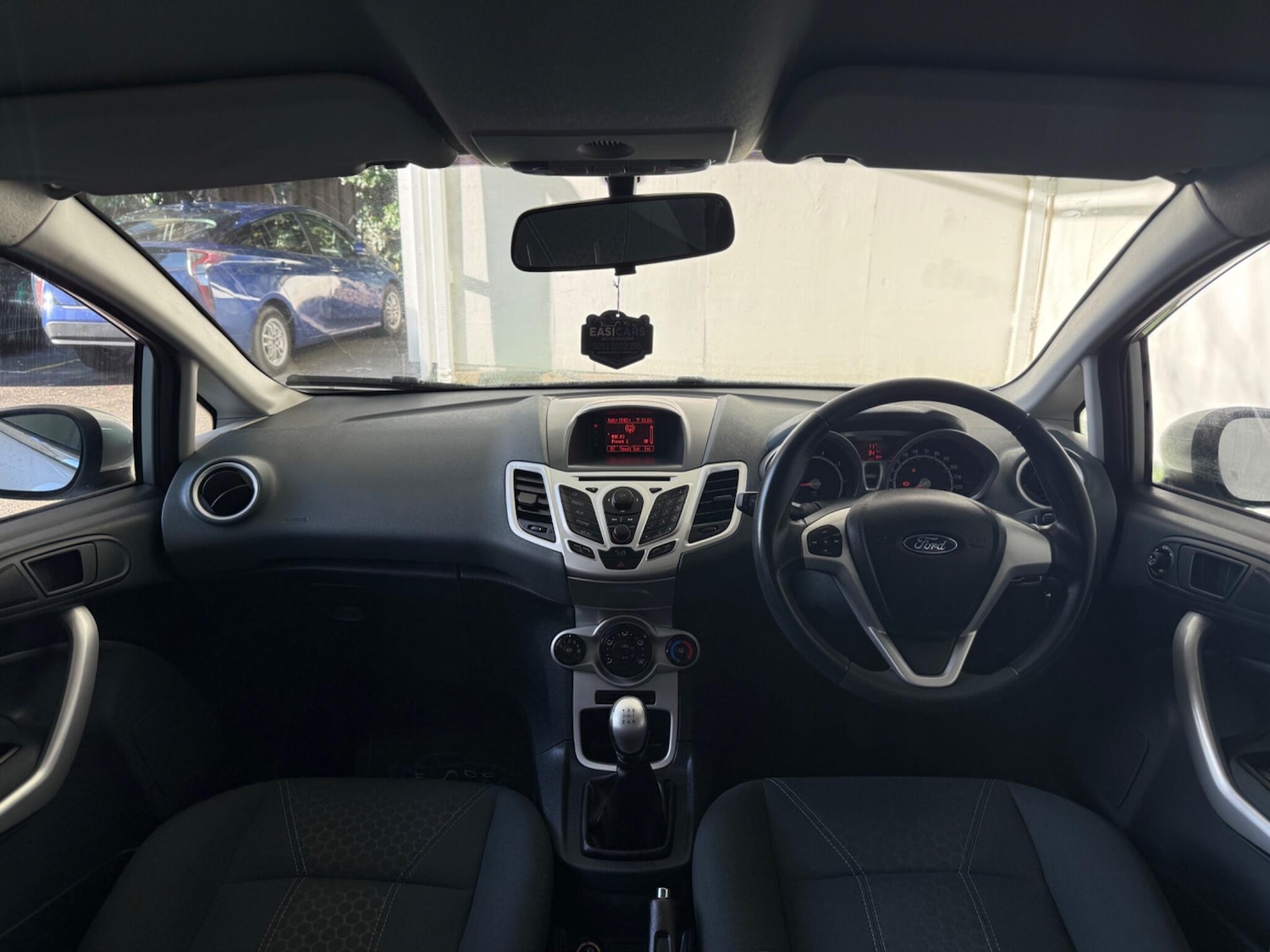 Used Ford Fiesta 2011 for sale - 76926460: Photo 28