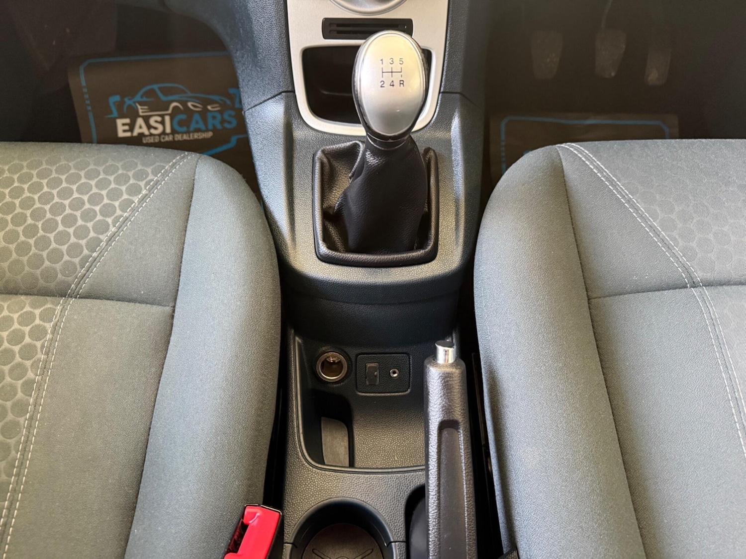 Used Ford Fiesta 2011 for sale - 76926460: Photo 31