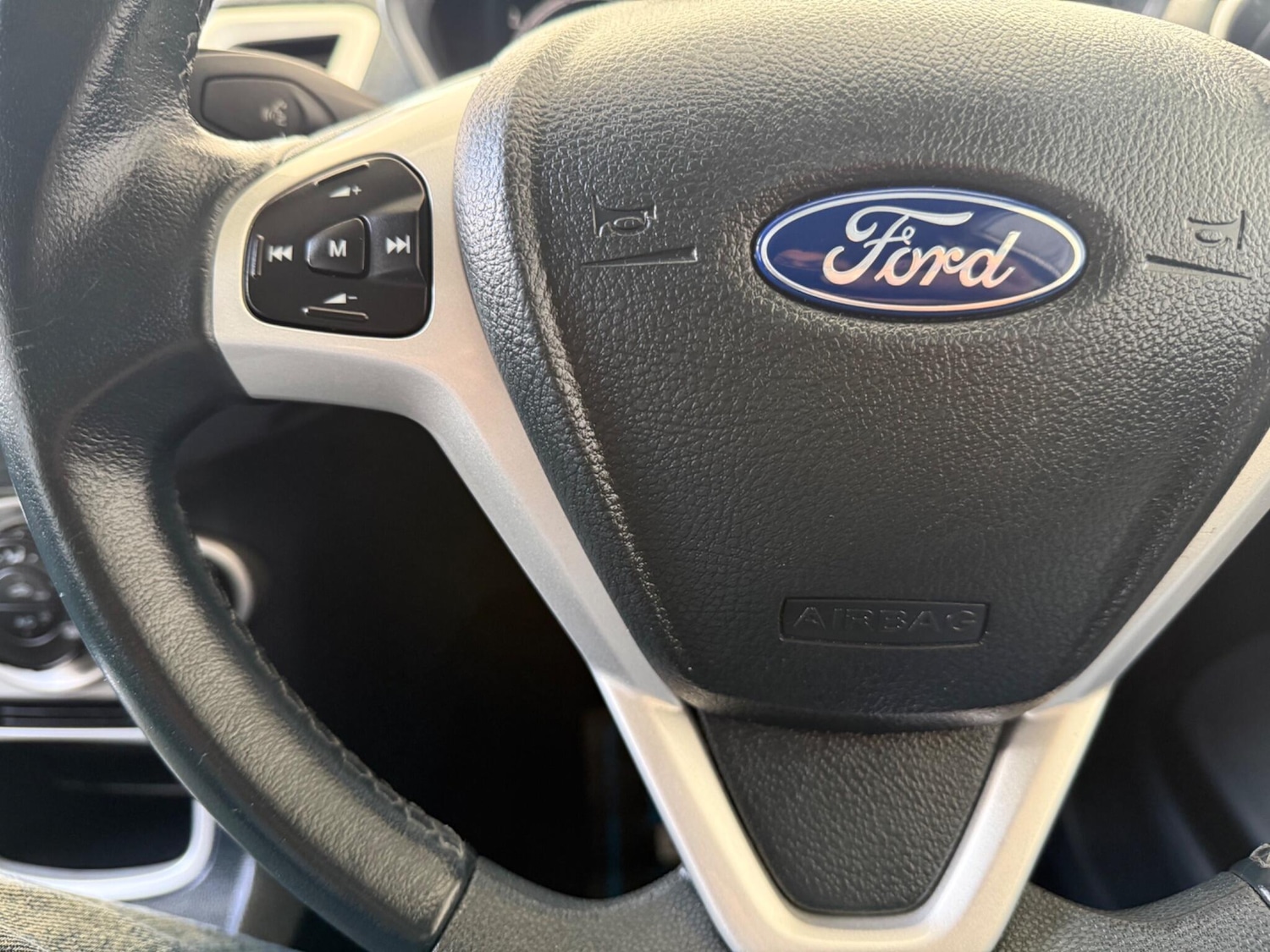 Used Ford Fiesta 2011 for sale - 76926460: Photo 34
