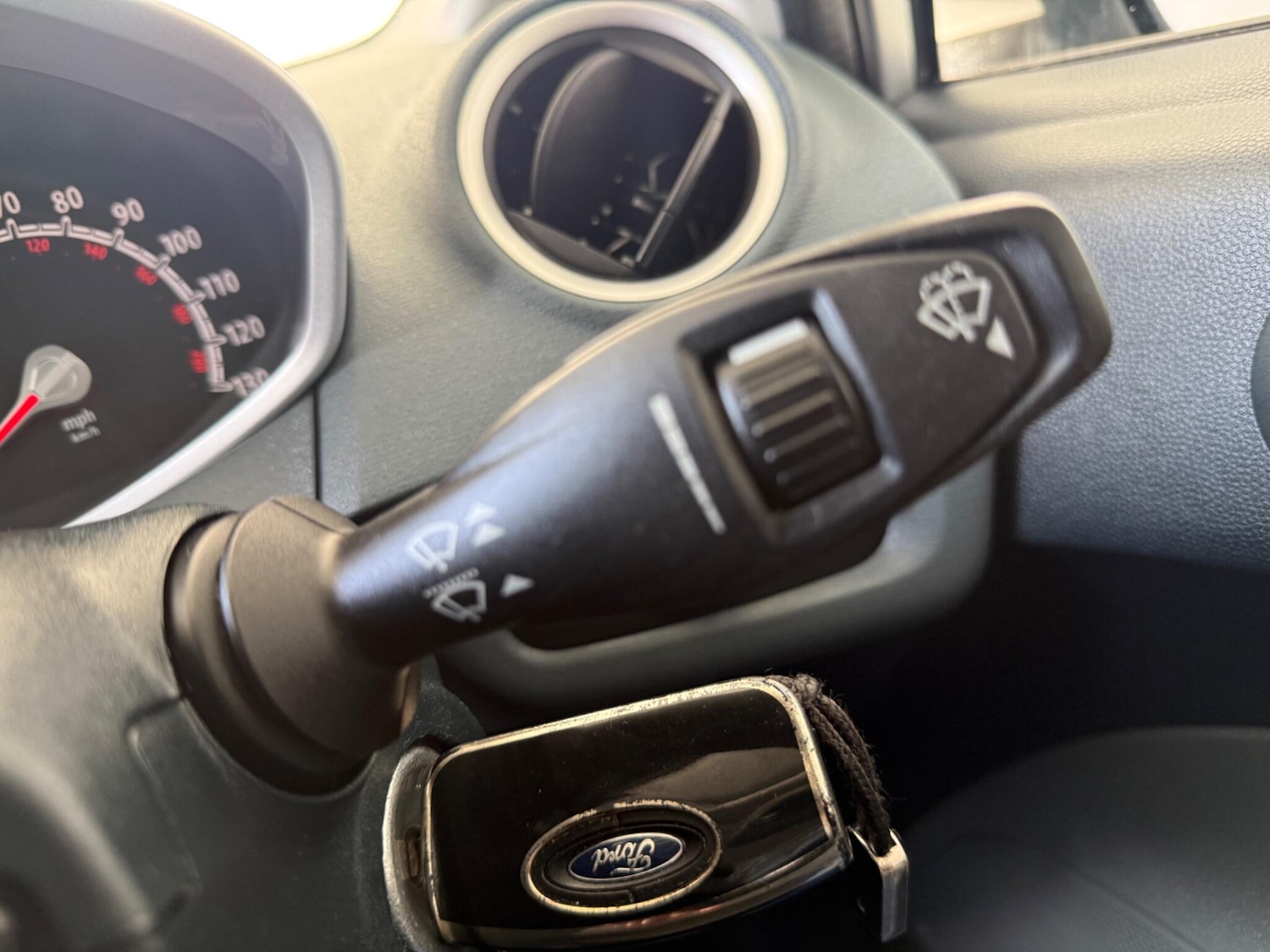 Used Ford Fiesta 2011 for sale - 76926460: Photo 36