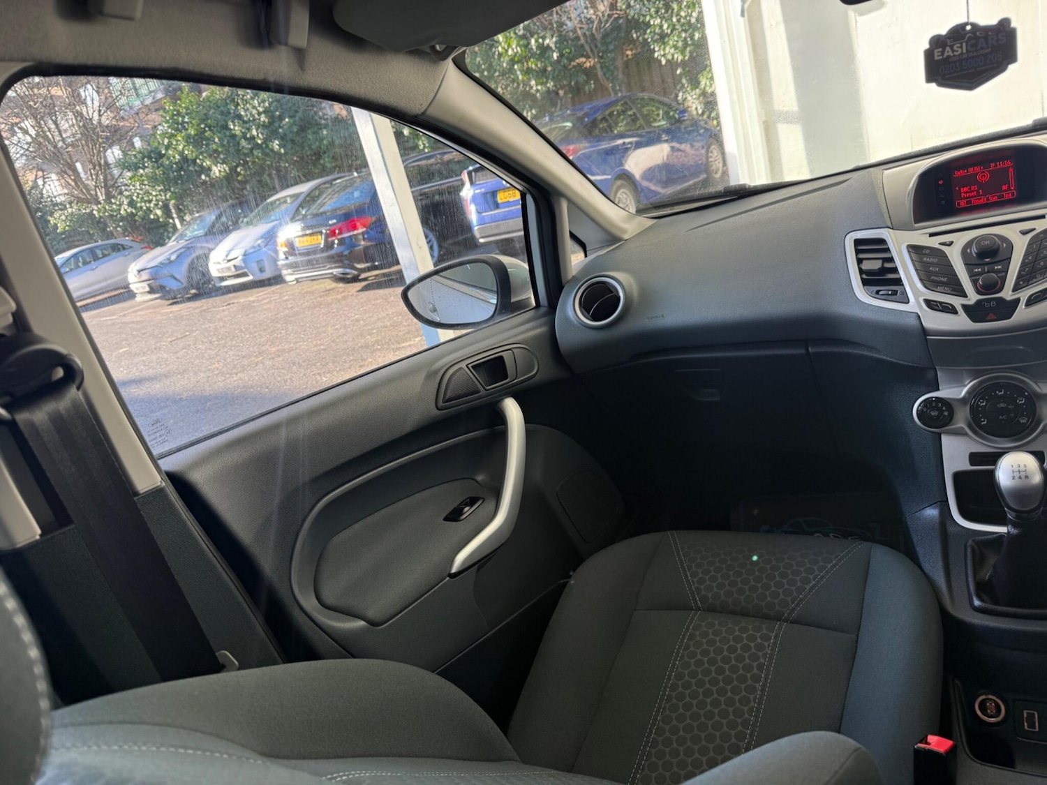 Used Ford Fiesta 2011 for sale - 76926460: Photo 37