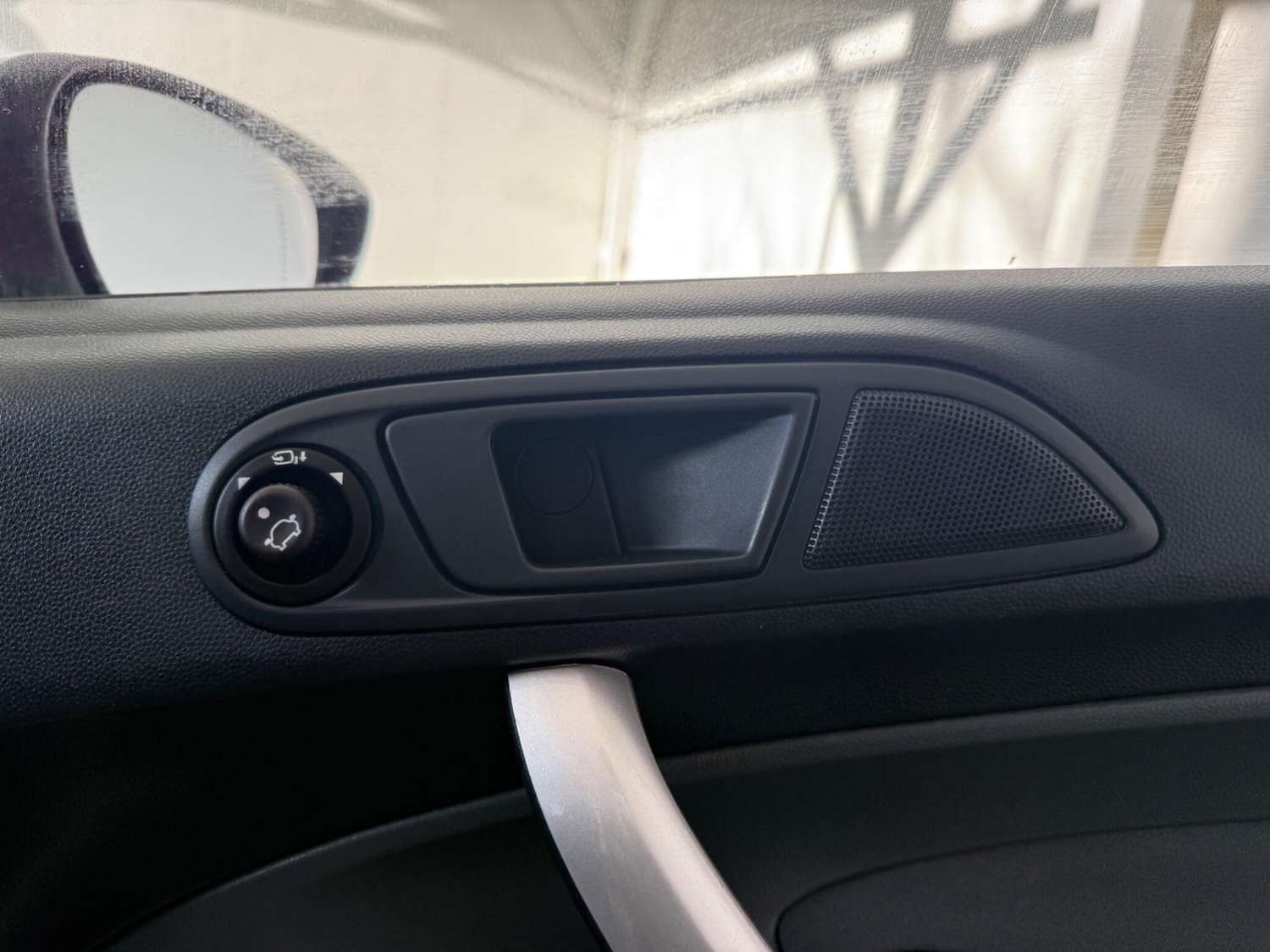 Used Ford Fiesta 2011 for sale - 76926460: Photo 40