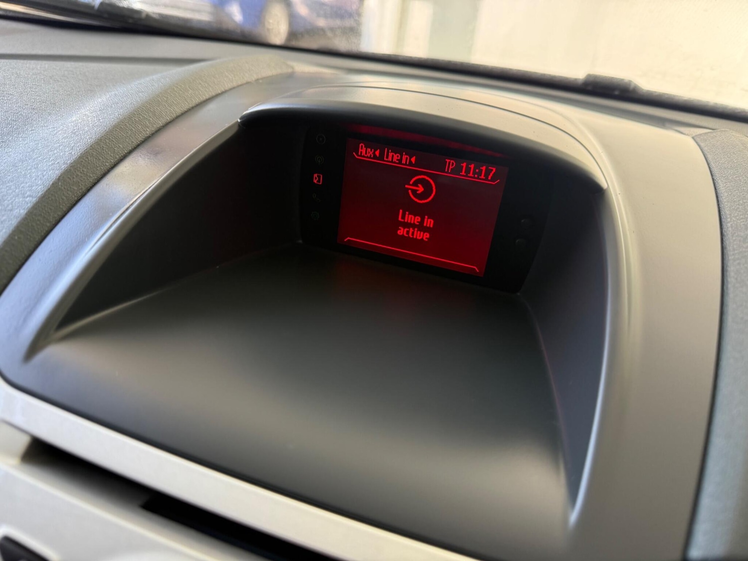 Used Ford Fiesta 2011 for sale - 76926460: Photo 44