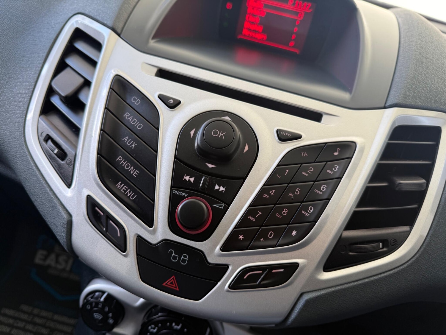 Used Ford Fiesta 2011 for sale - 76926460: Photo 47