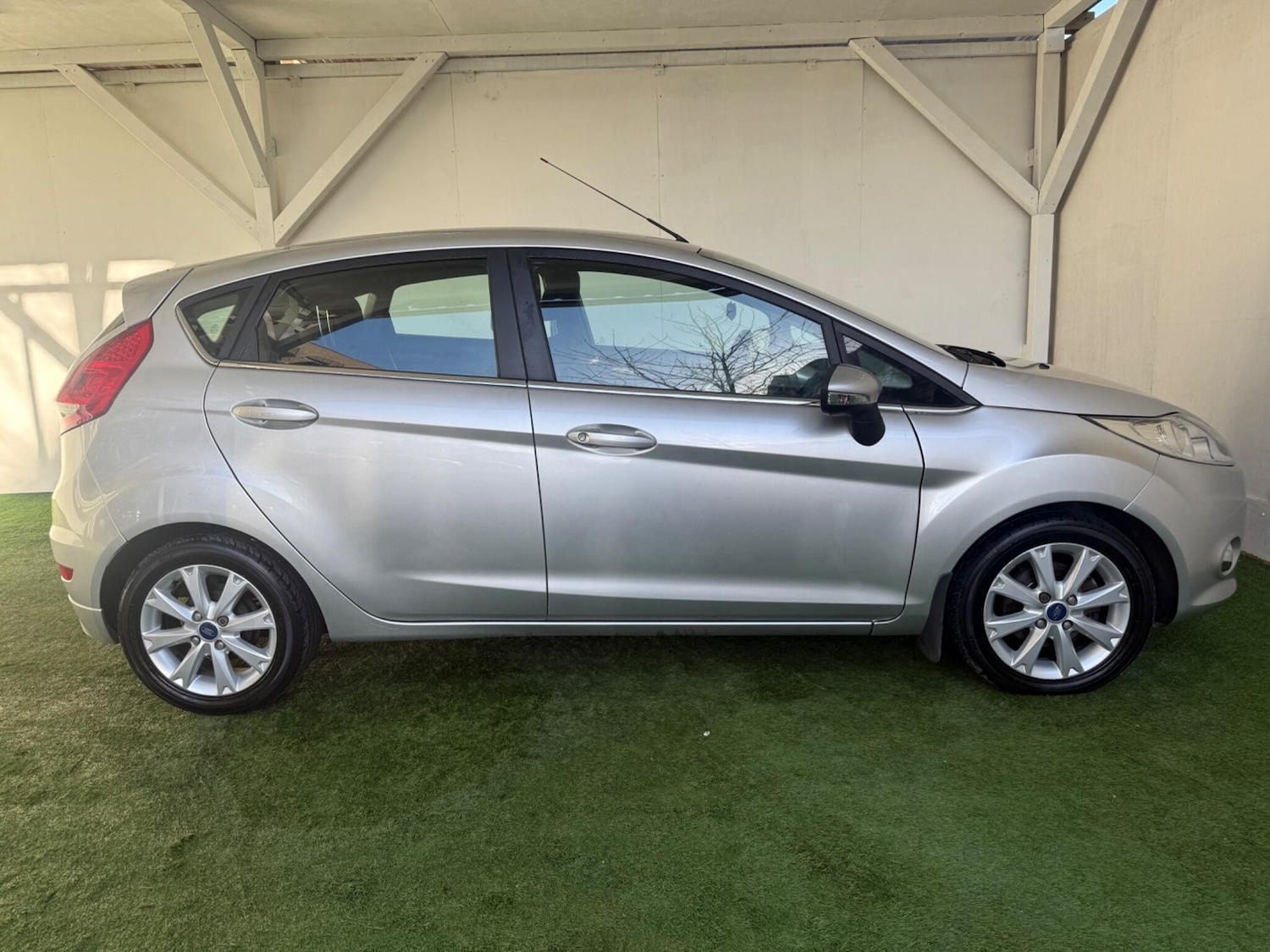 Used Ford Fiesta 2011 for sale - 76926460: Photo 5